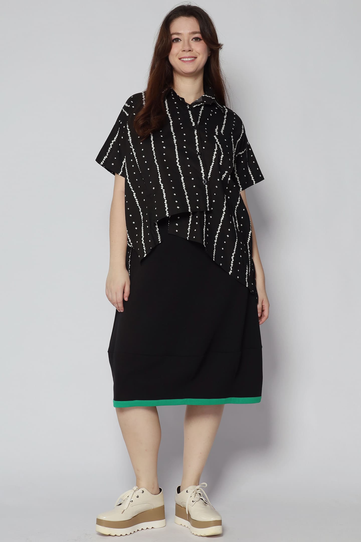 Backorders Heidi Open back Top in Black
