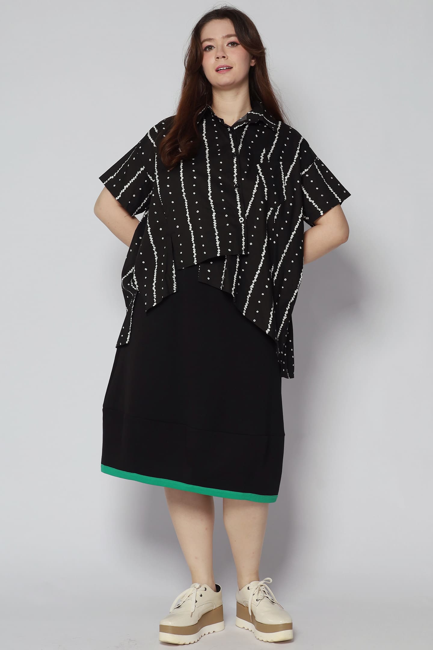 Backorders Heidi Open back Top in Black