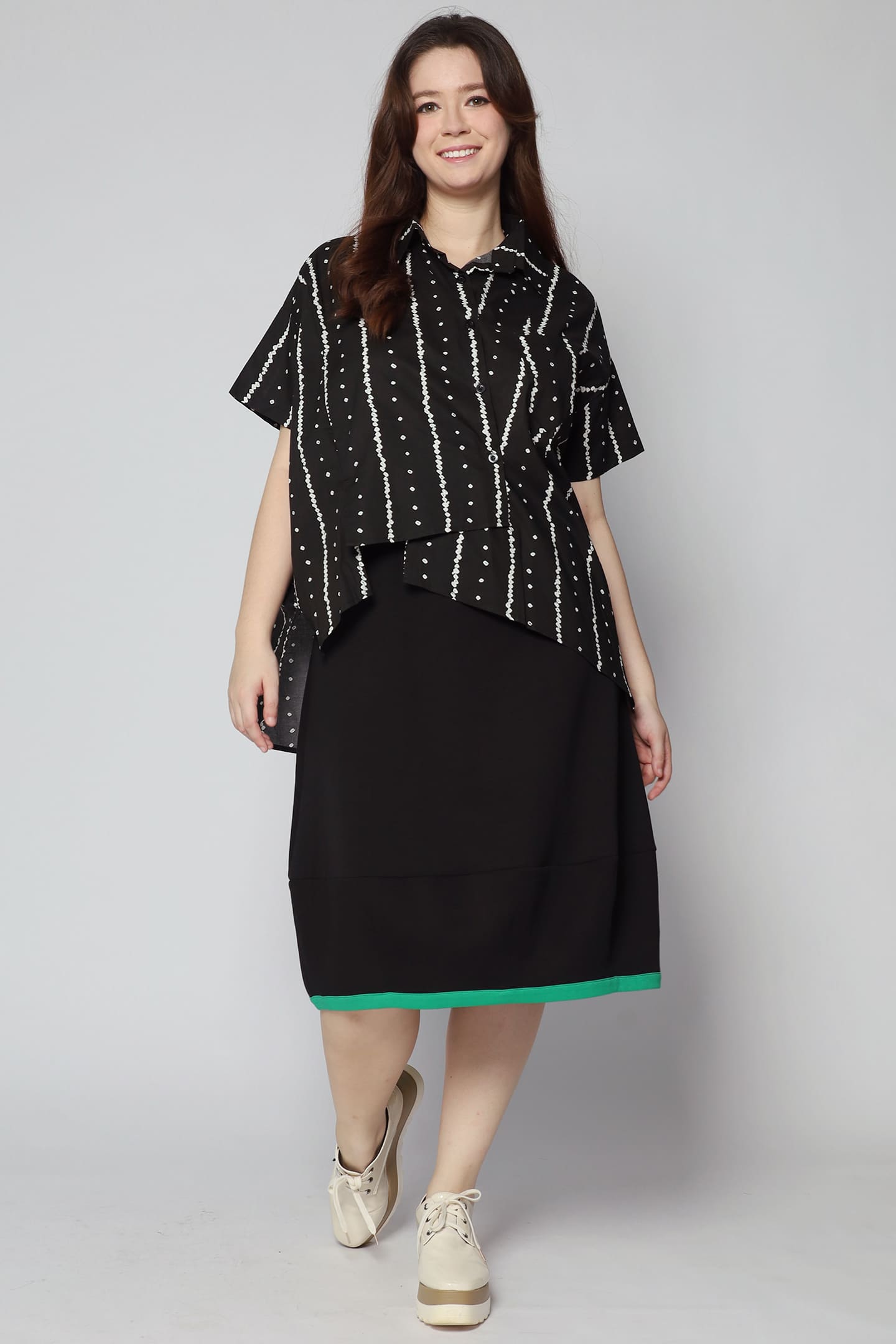 Backorders Heidi Open back Top in Black