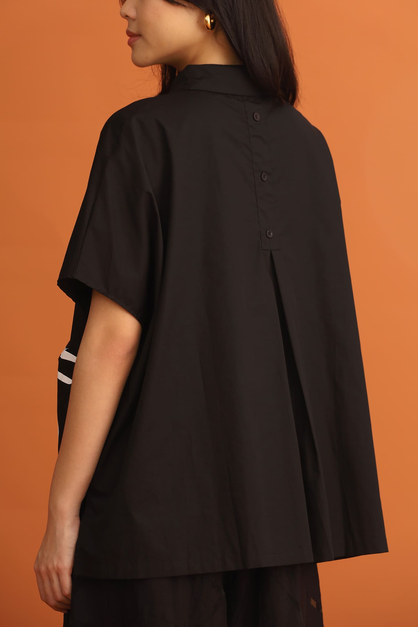 CHOSEN: Souza Slogan Shirt in Black