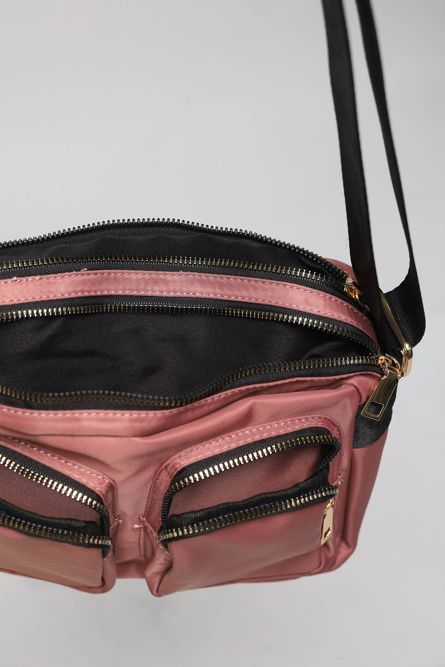 Melly Pocket Bag in Pink