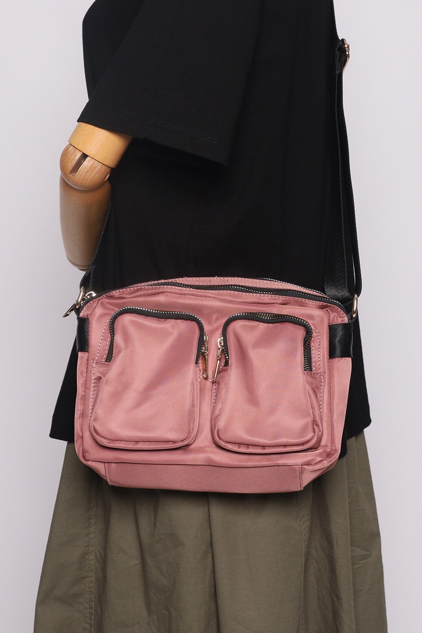 Melly Pocket Bag in Pink