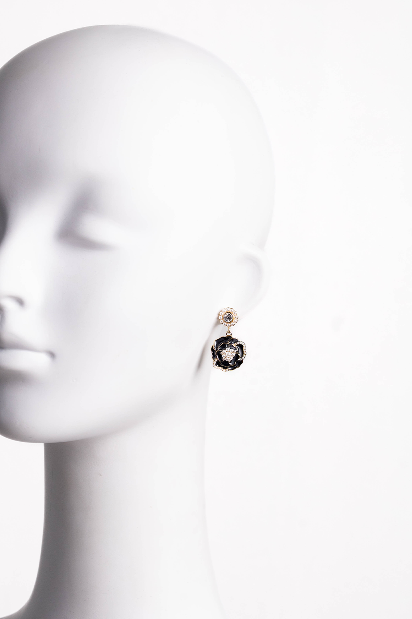 Olga Pearl Rose Earrings