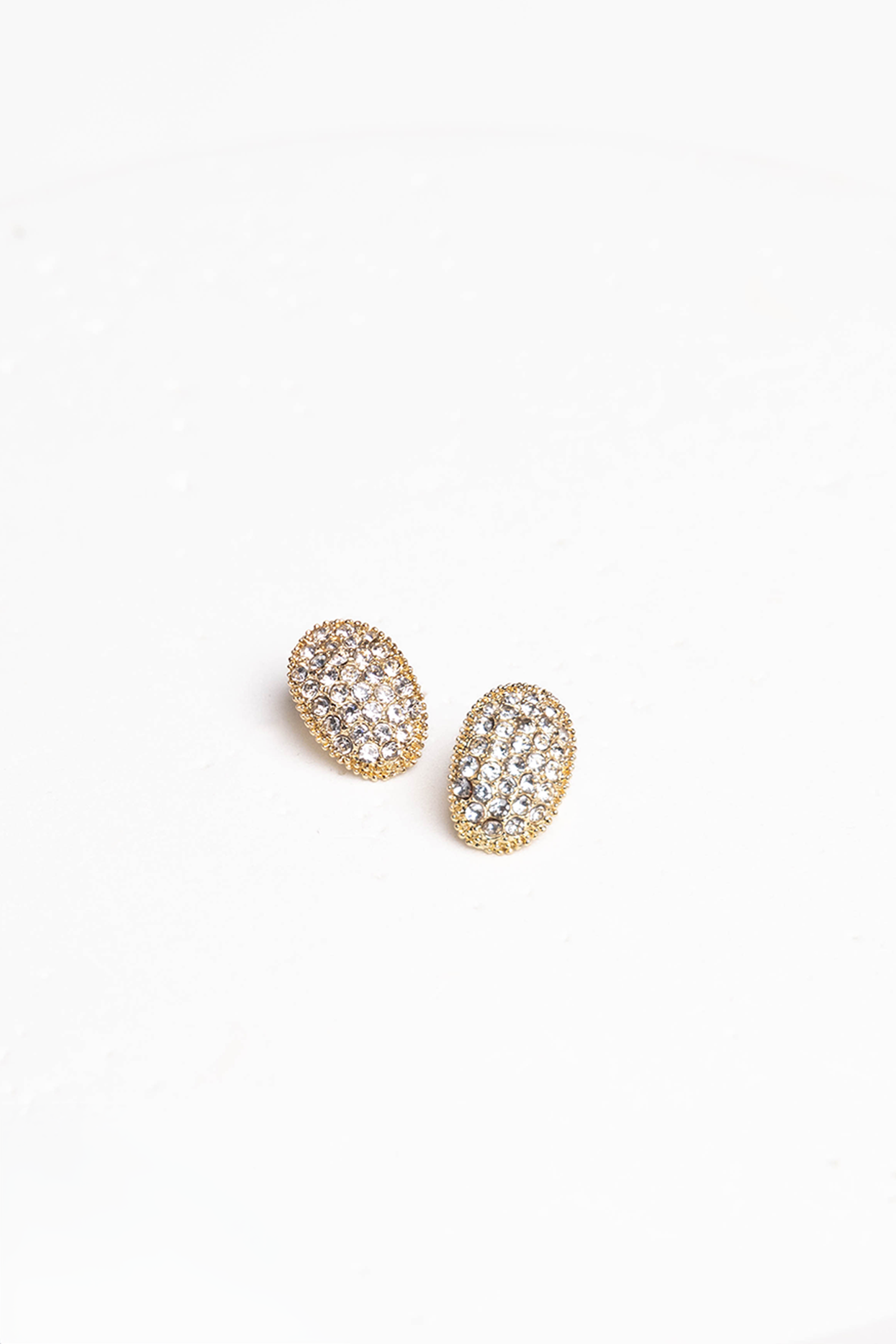 Maya Oval Studded Earrings