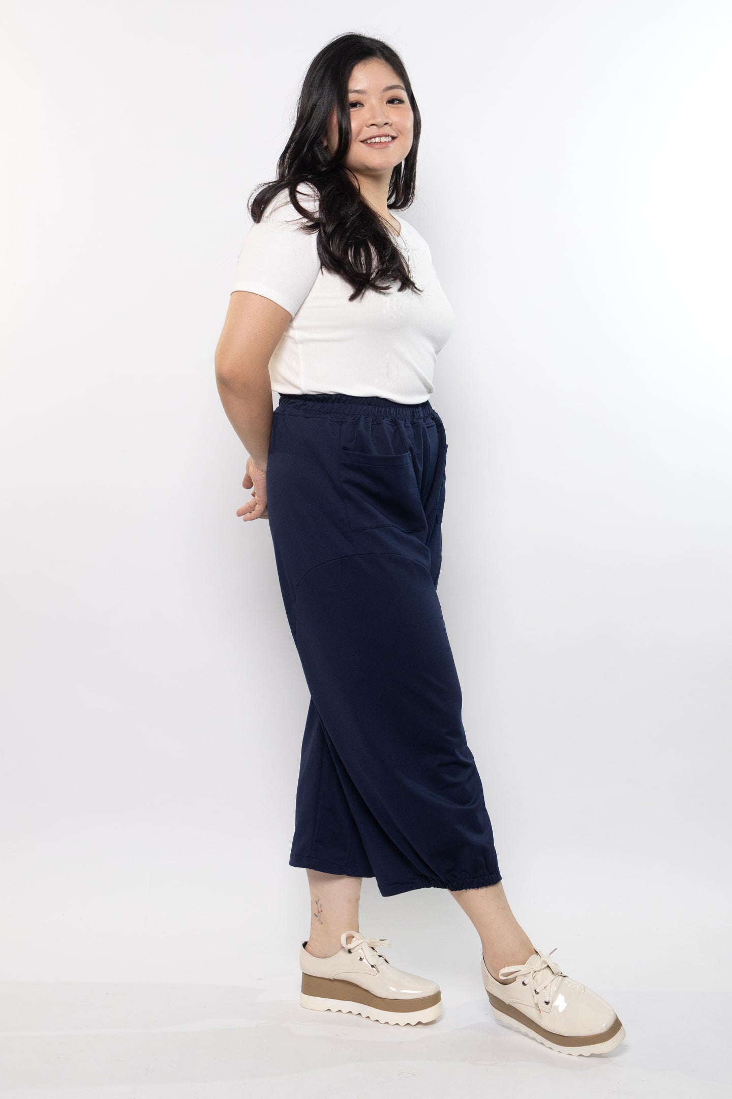 Bei Culottes Pants in Navy Blue