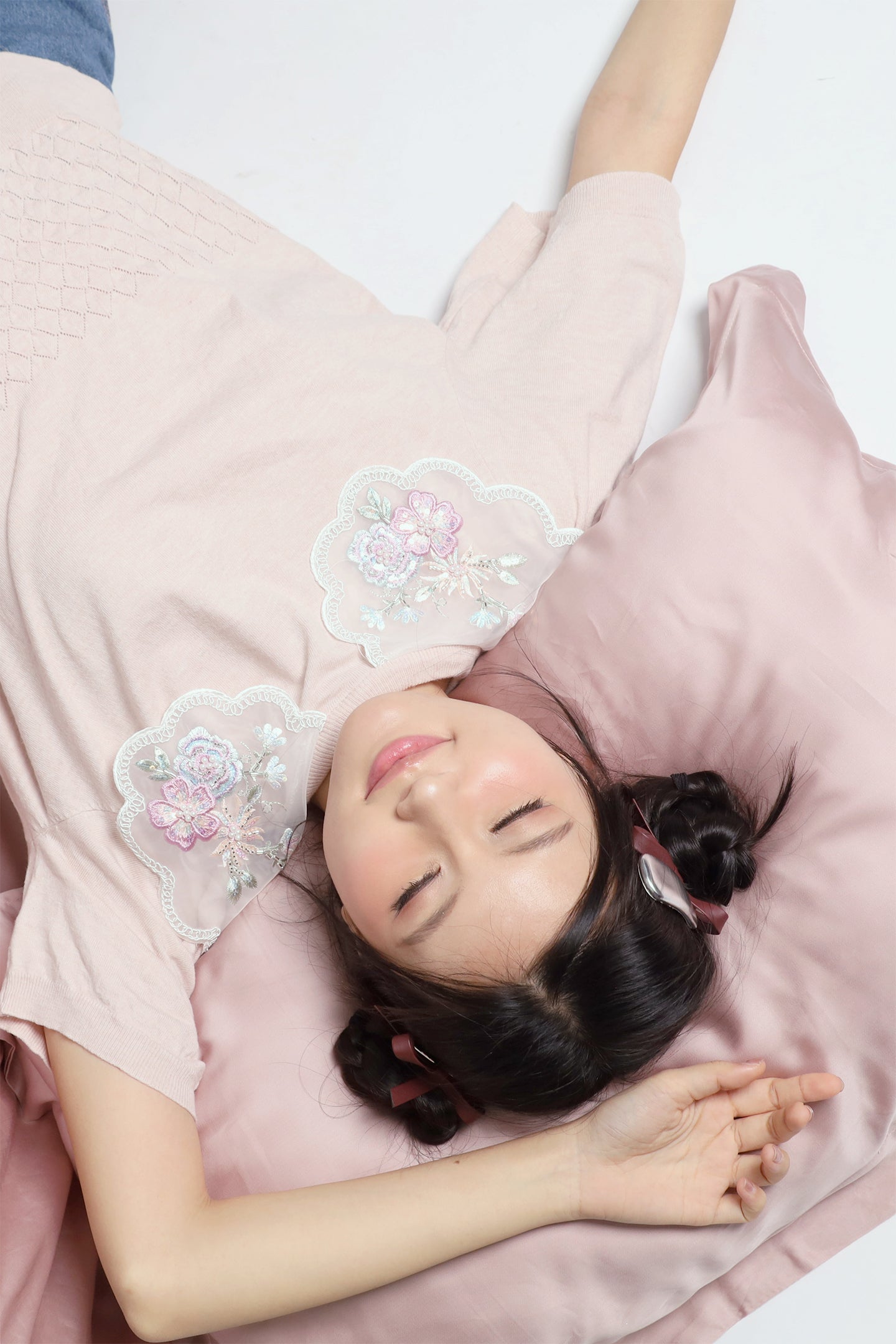 JOY - Miko Floral Embellishment Knit Top in Pastel Pink