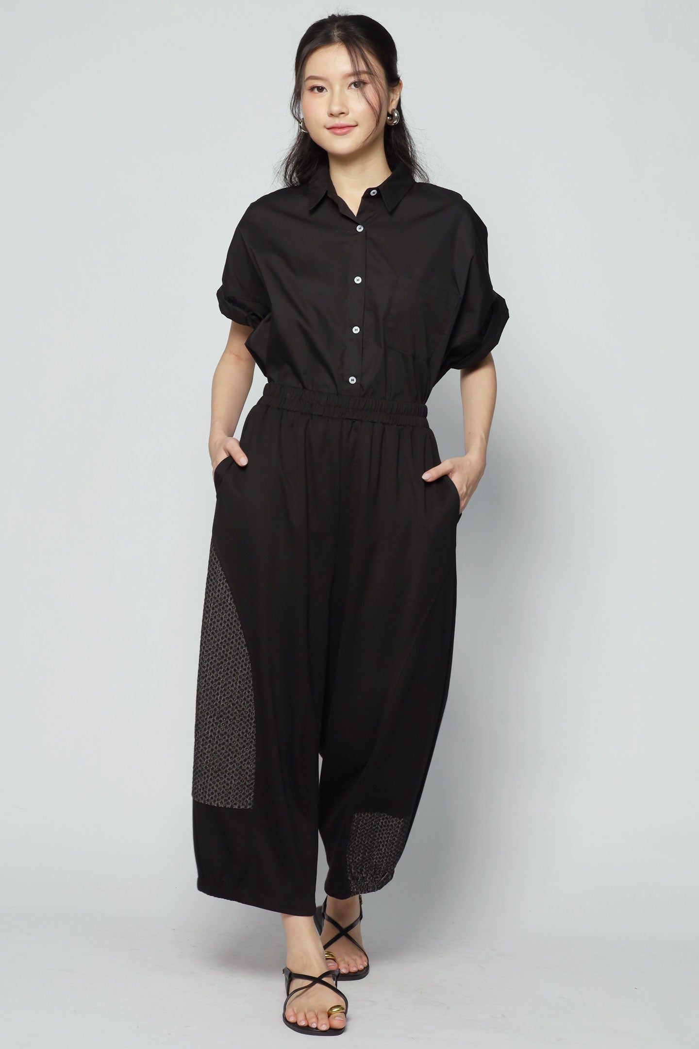 Jimmy Textured Pants in Black