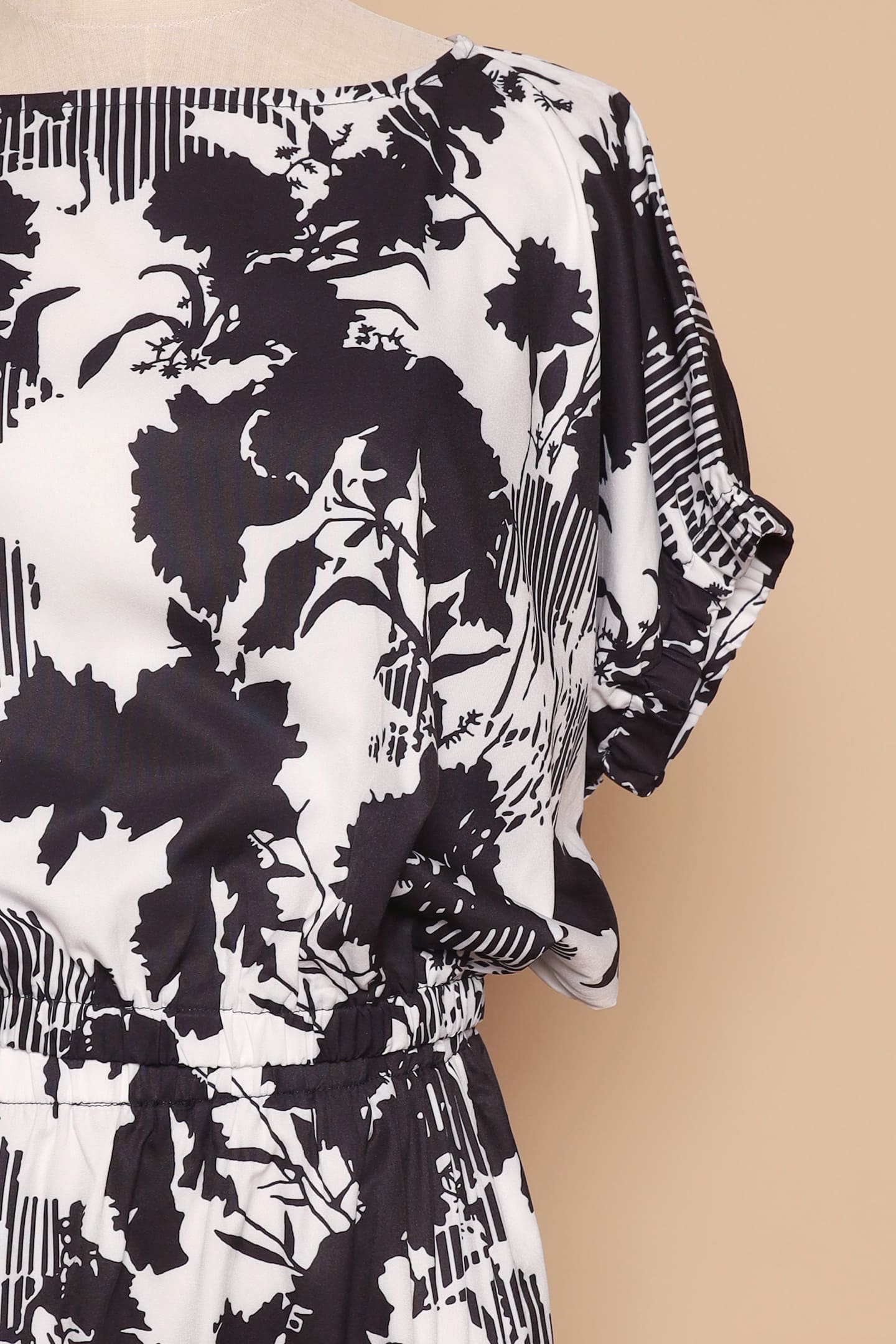 PO - Jolin 2 in 1 Skirt Set in Floral Noir