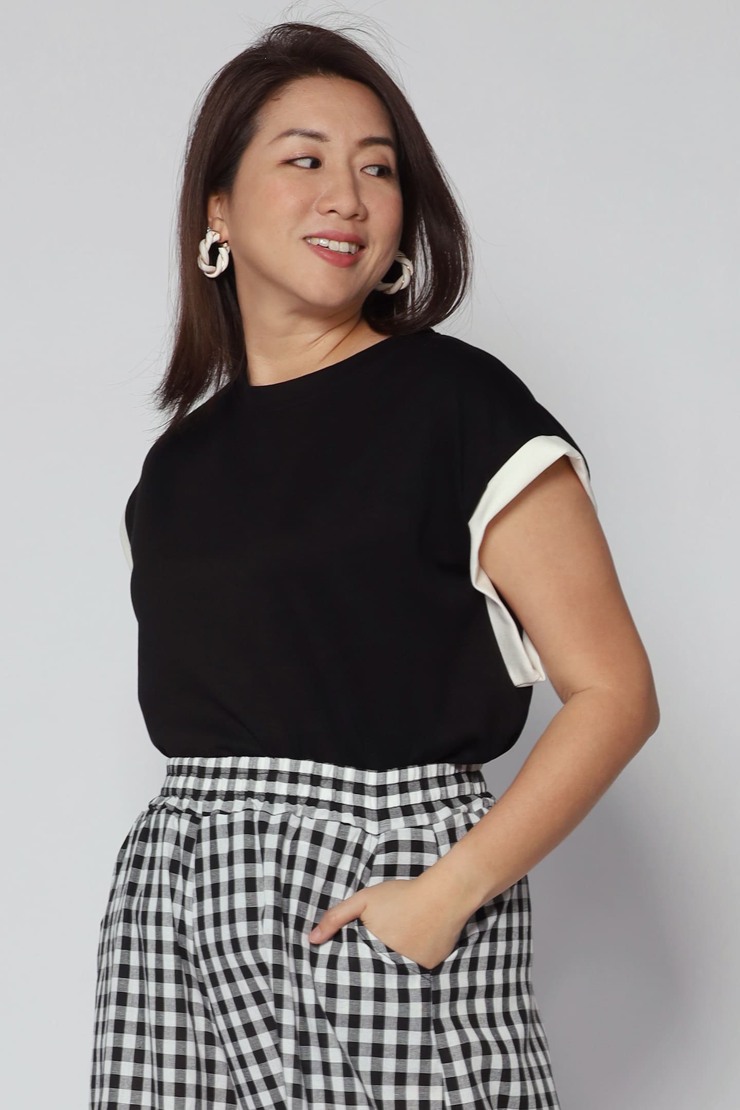 Jun 2 in 1 Top and Checkered Culottes Set