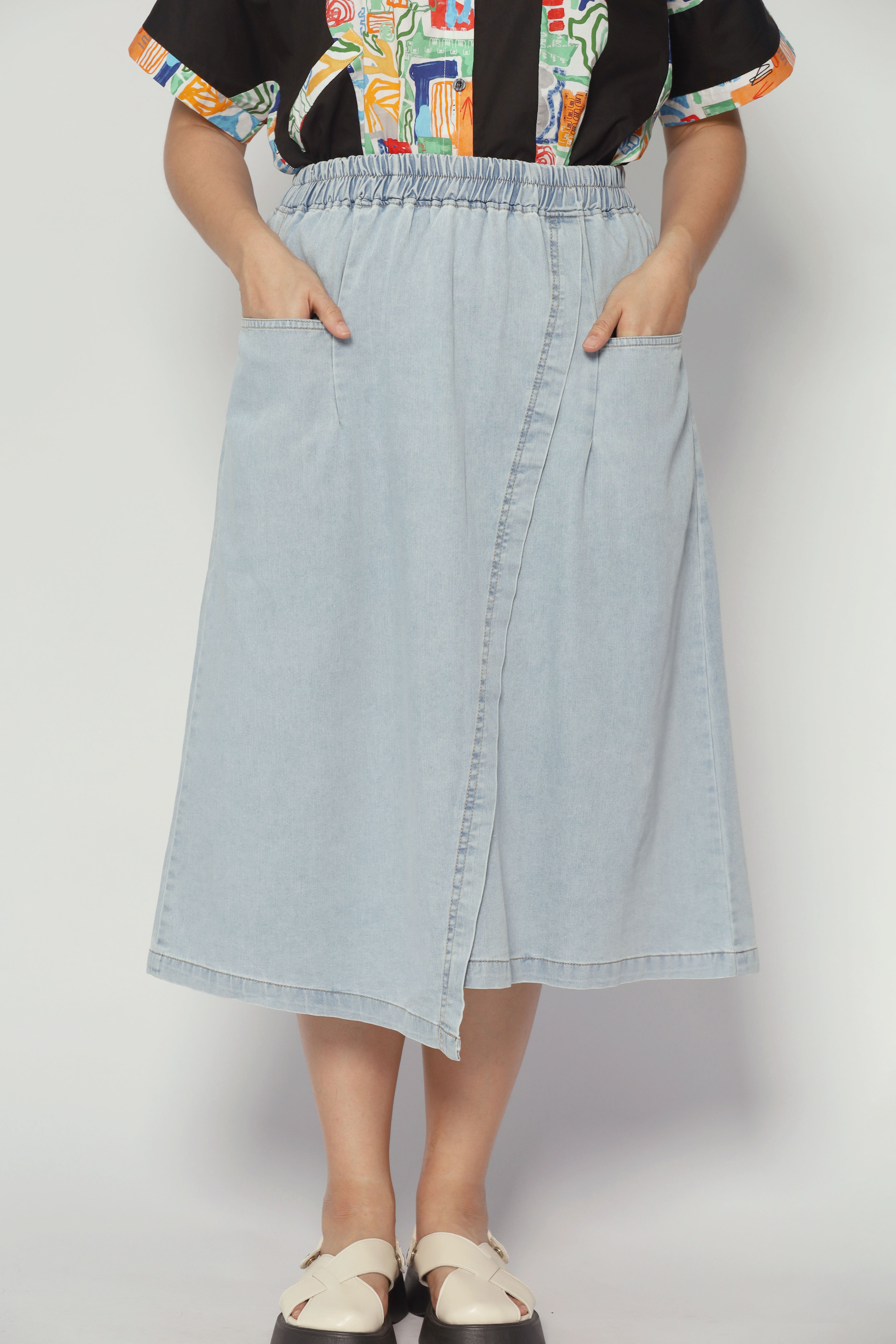Karla Skirt in Light Blue Denim