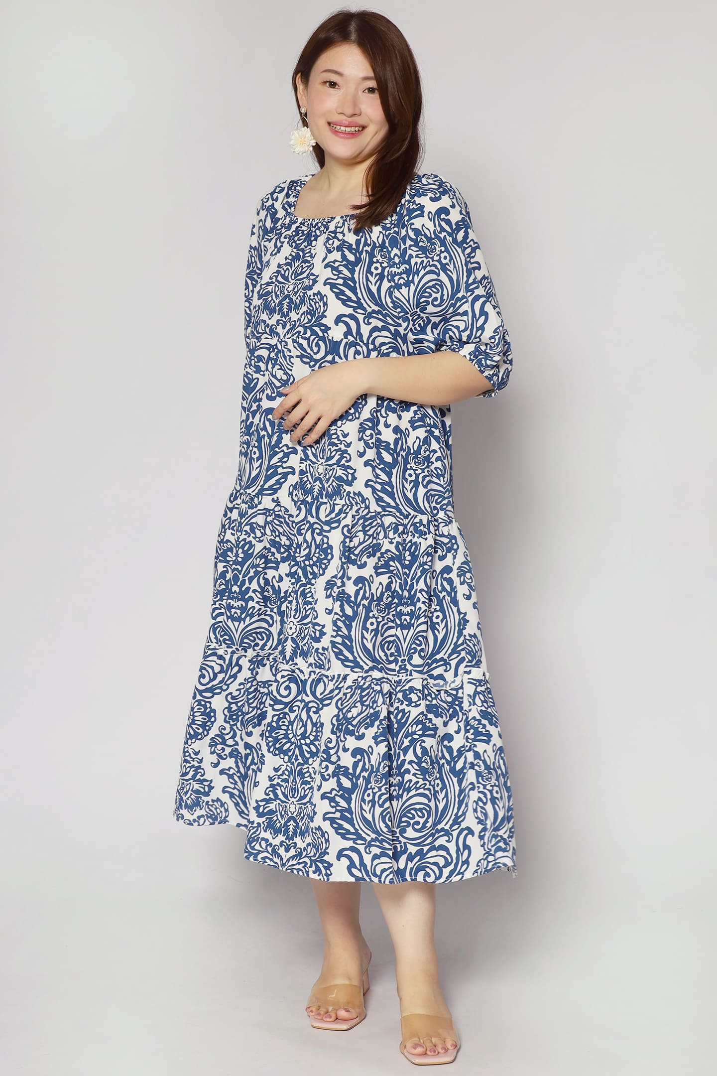 Kerra Dress in Bluelit Blooms