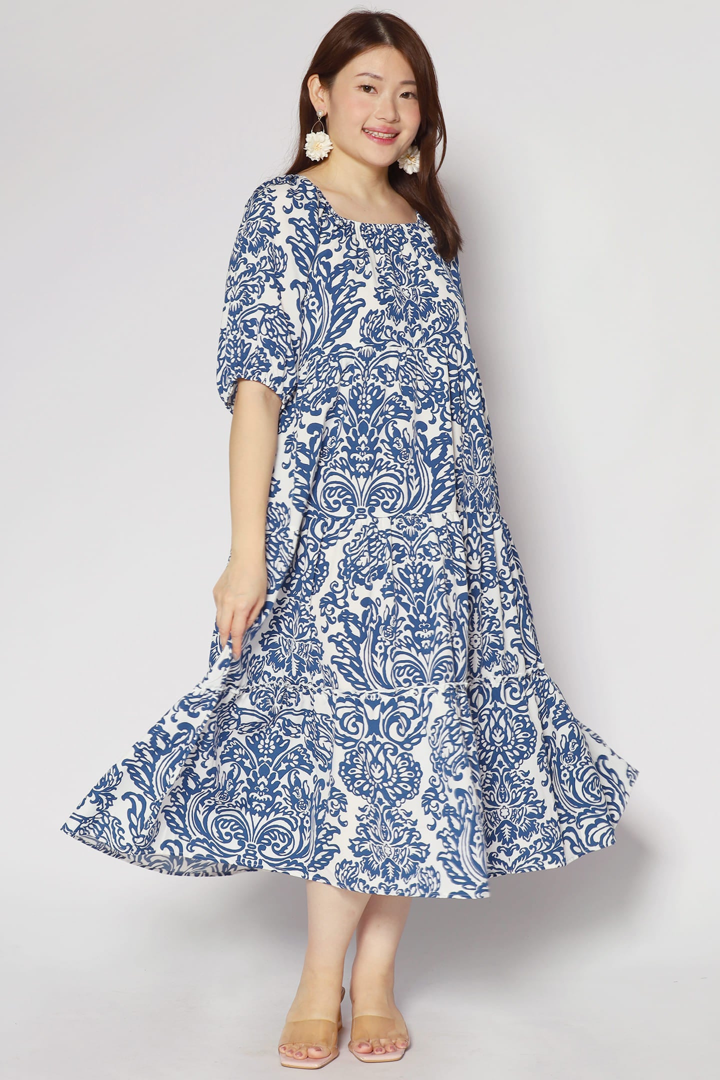 Kerra Dress in Bluelit Blooms