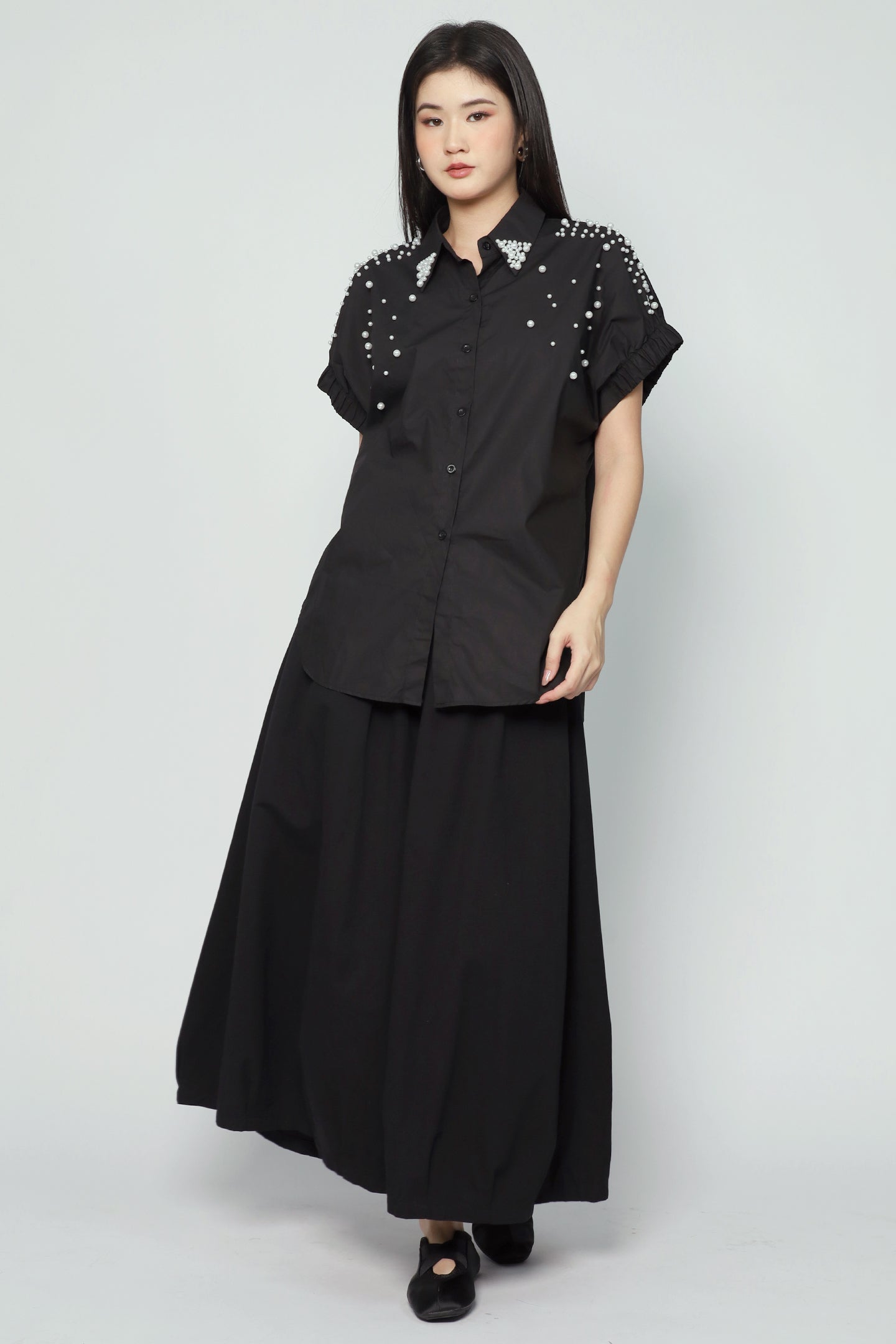 Ling Pearl Top in Black