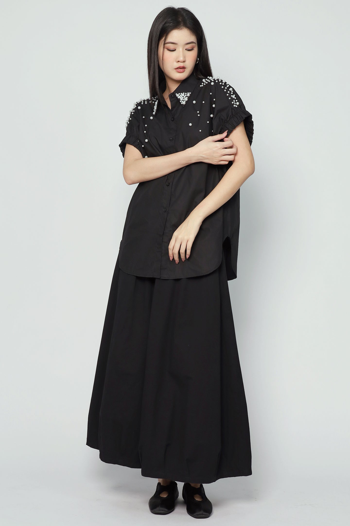 Ling Pearl Top in Black