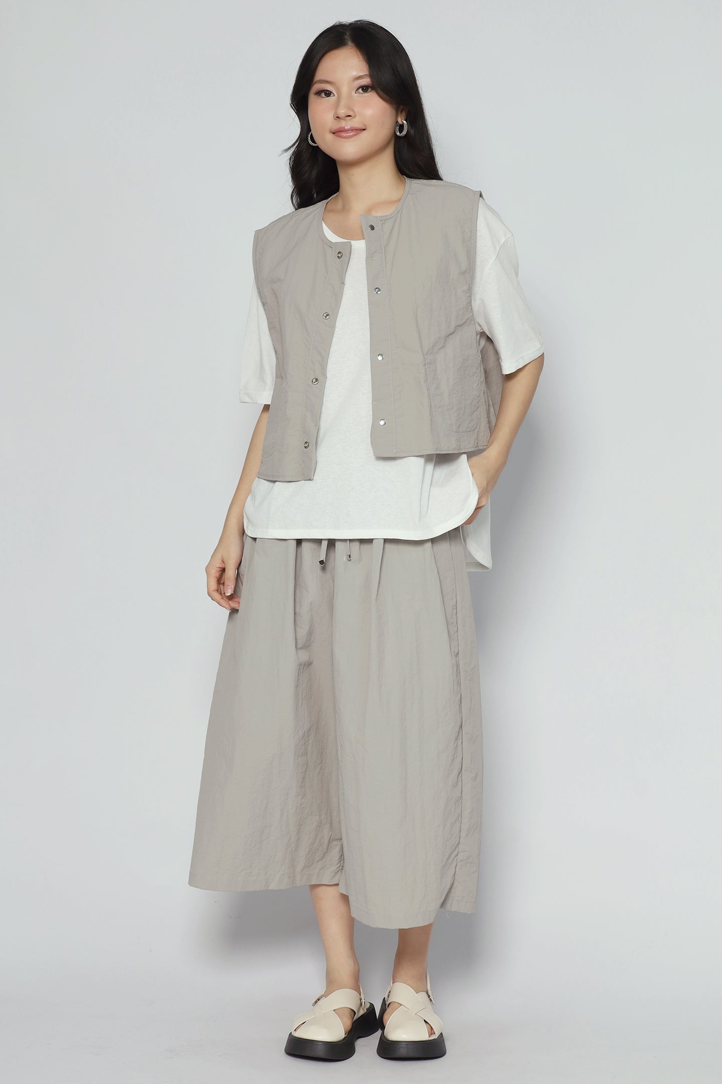 Backorders Laia 3 in 1 Vest Top and Pants Set in Grey White