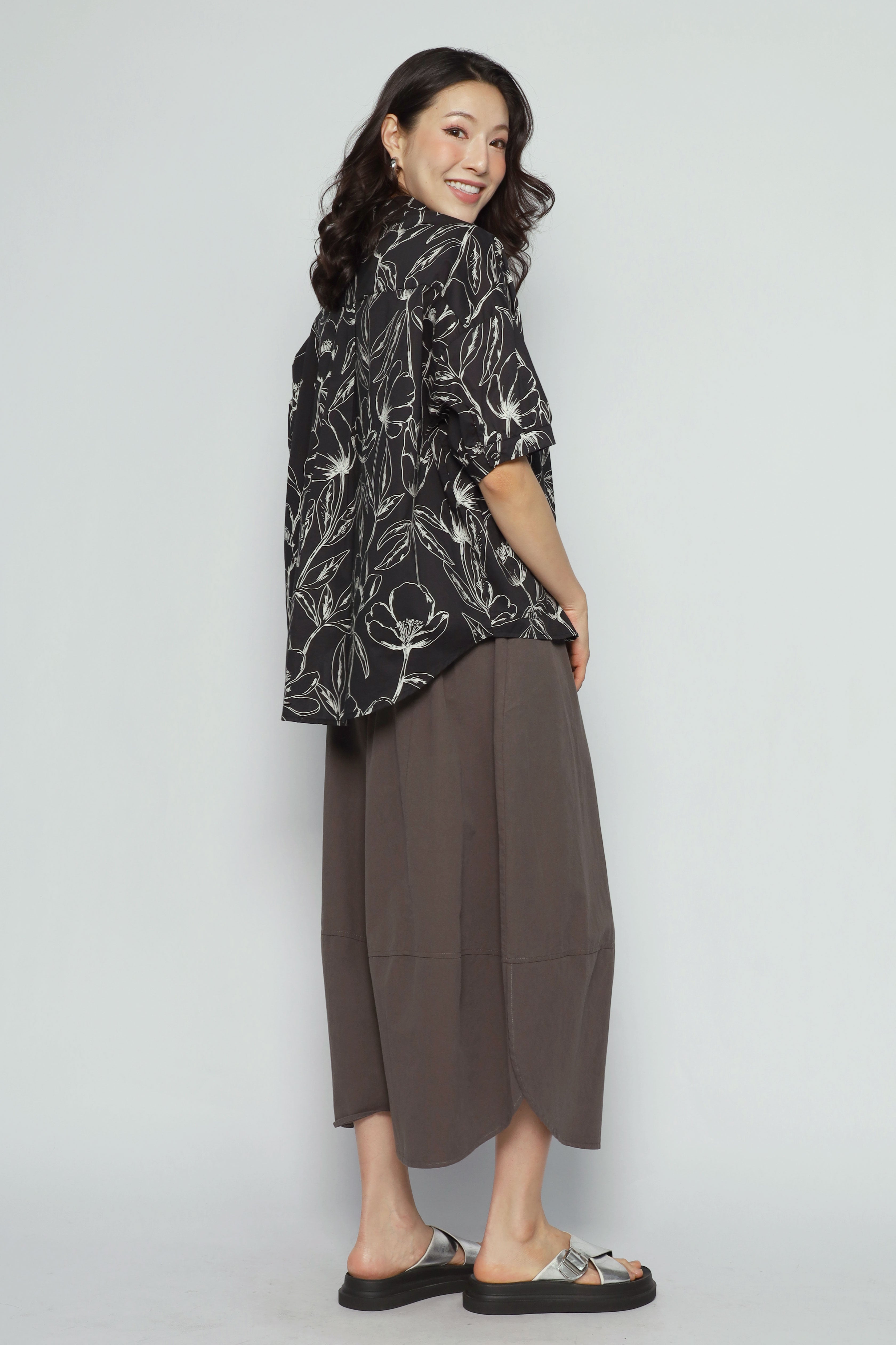 Liam Top in Subtle Floral