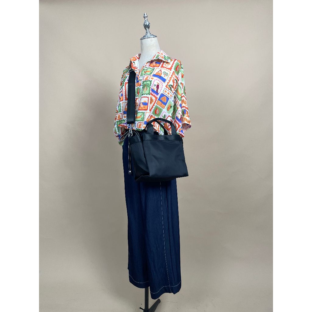 [SALE] Lins Tote Bag in Black