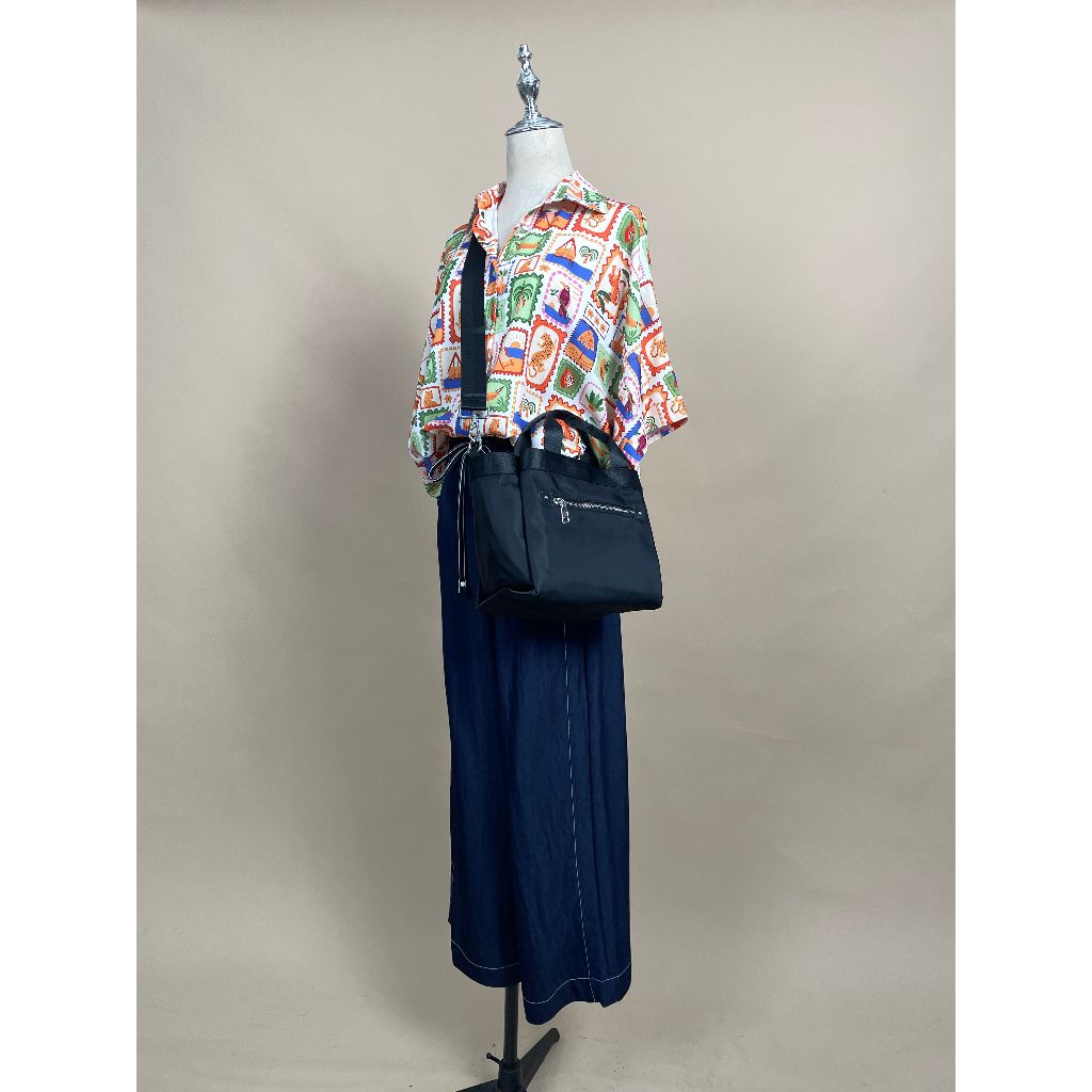 [SALE] Lins Tote Bag in Black