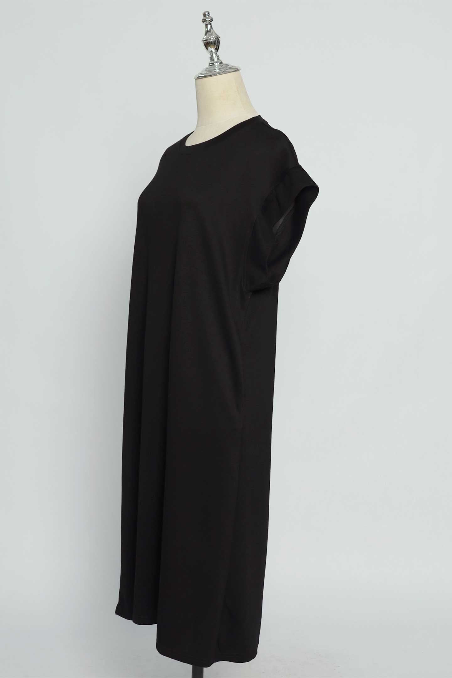 PO - Lunet Dress in Black