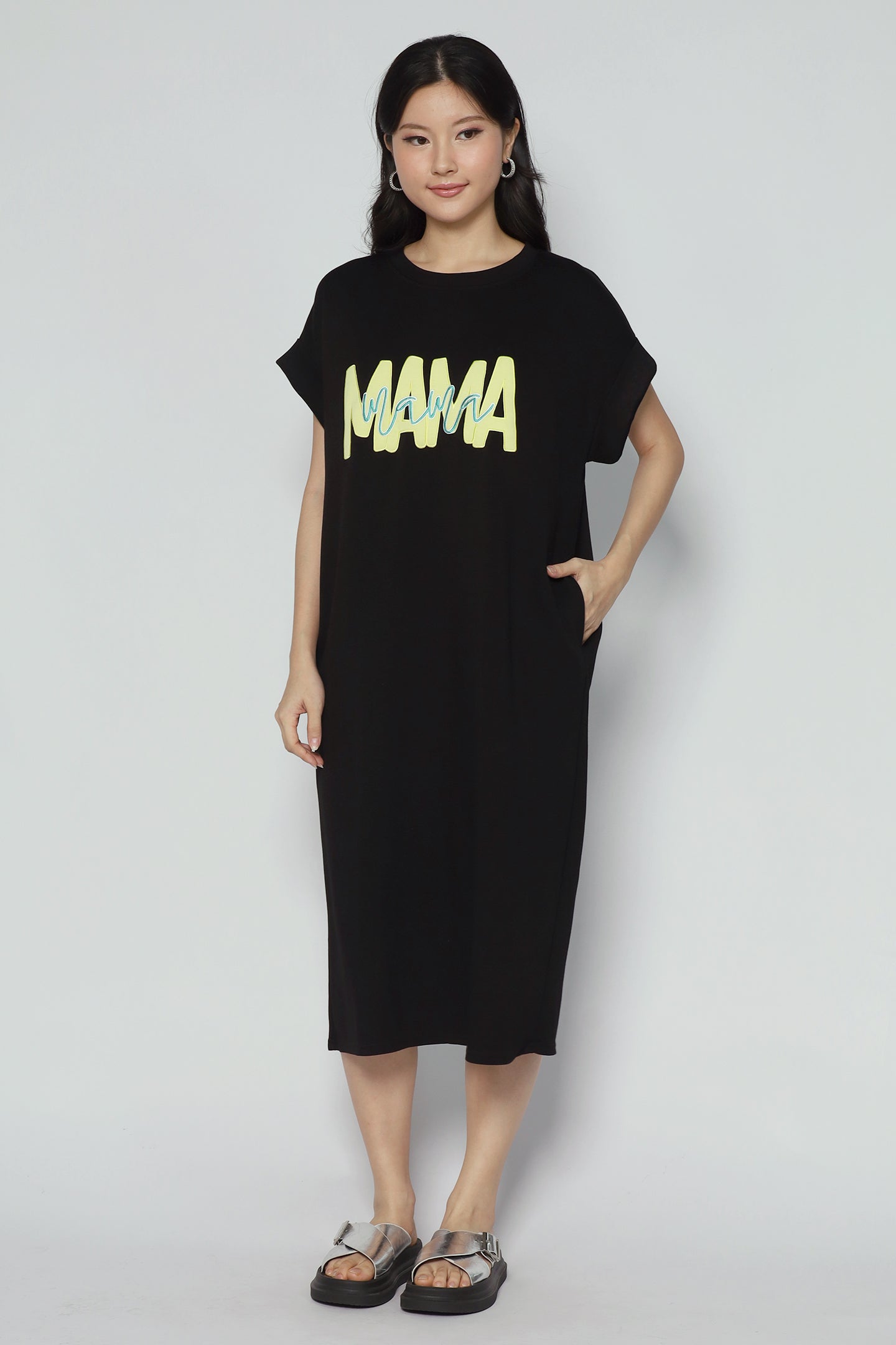 Mama Dress in Black