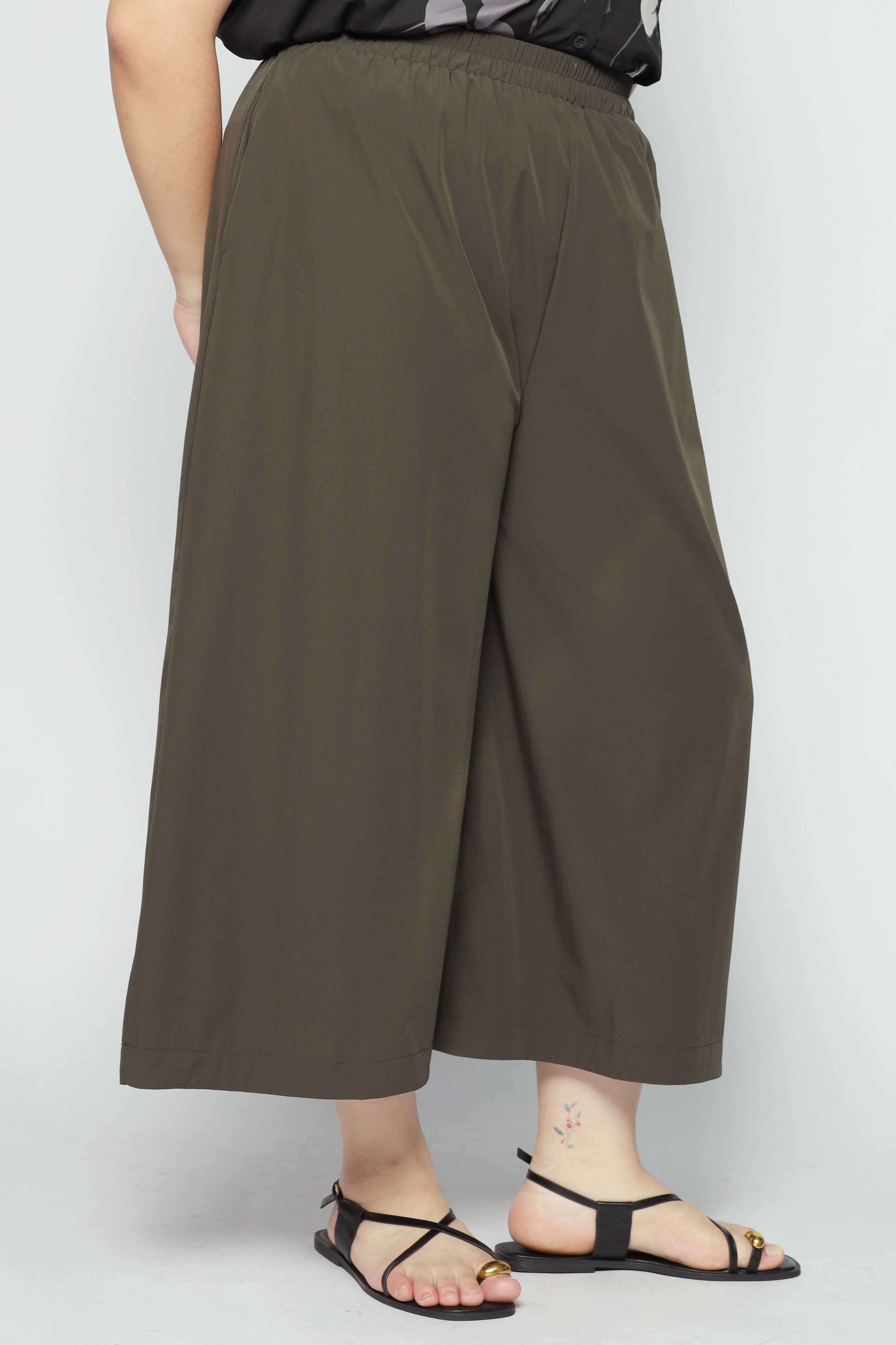 Nellie Culottes in Green