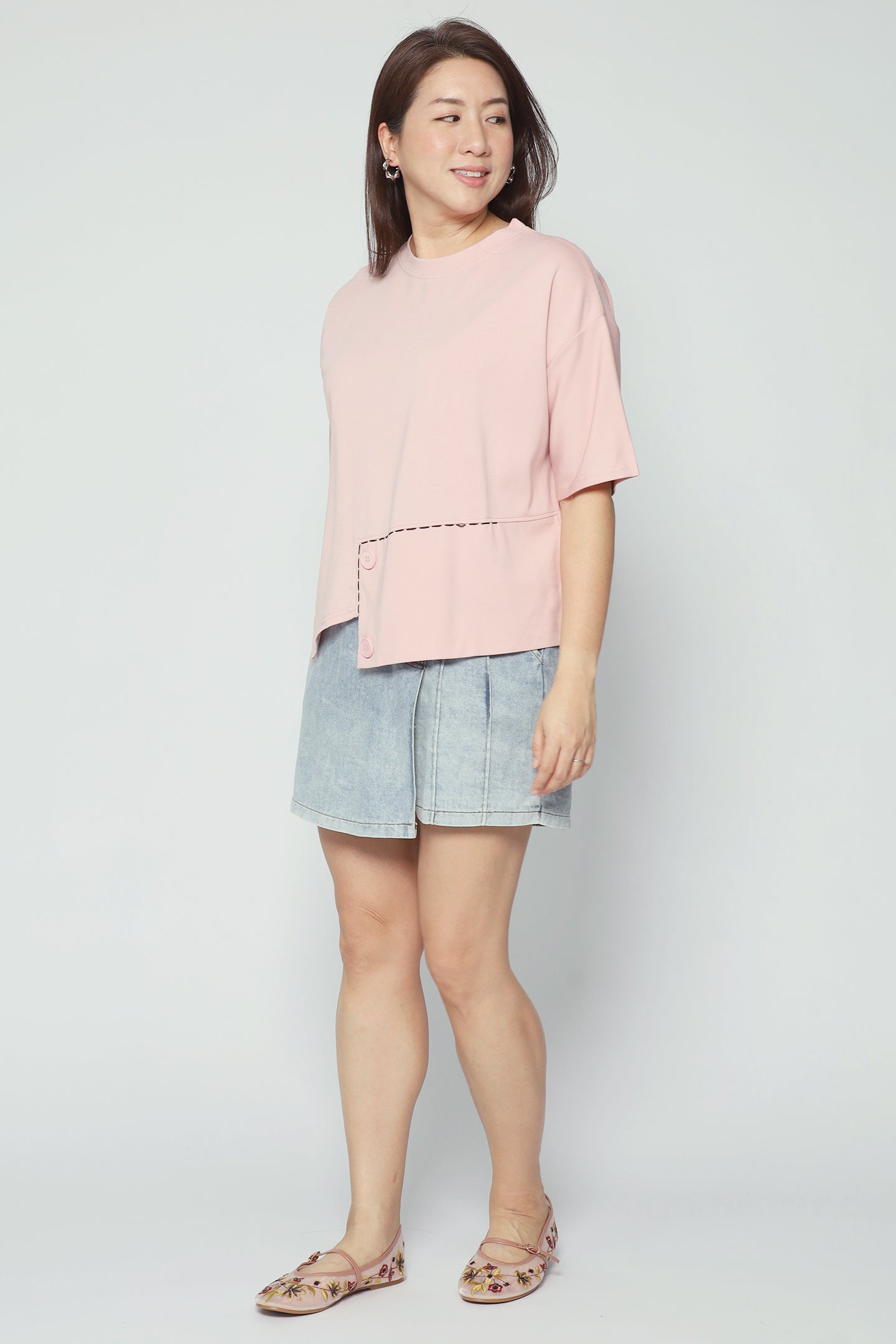 Easy By TE - Peiling Button Top in Baby Pink