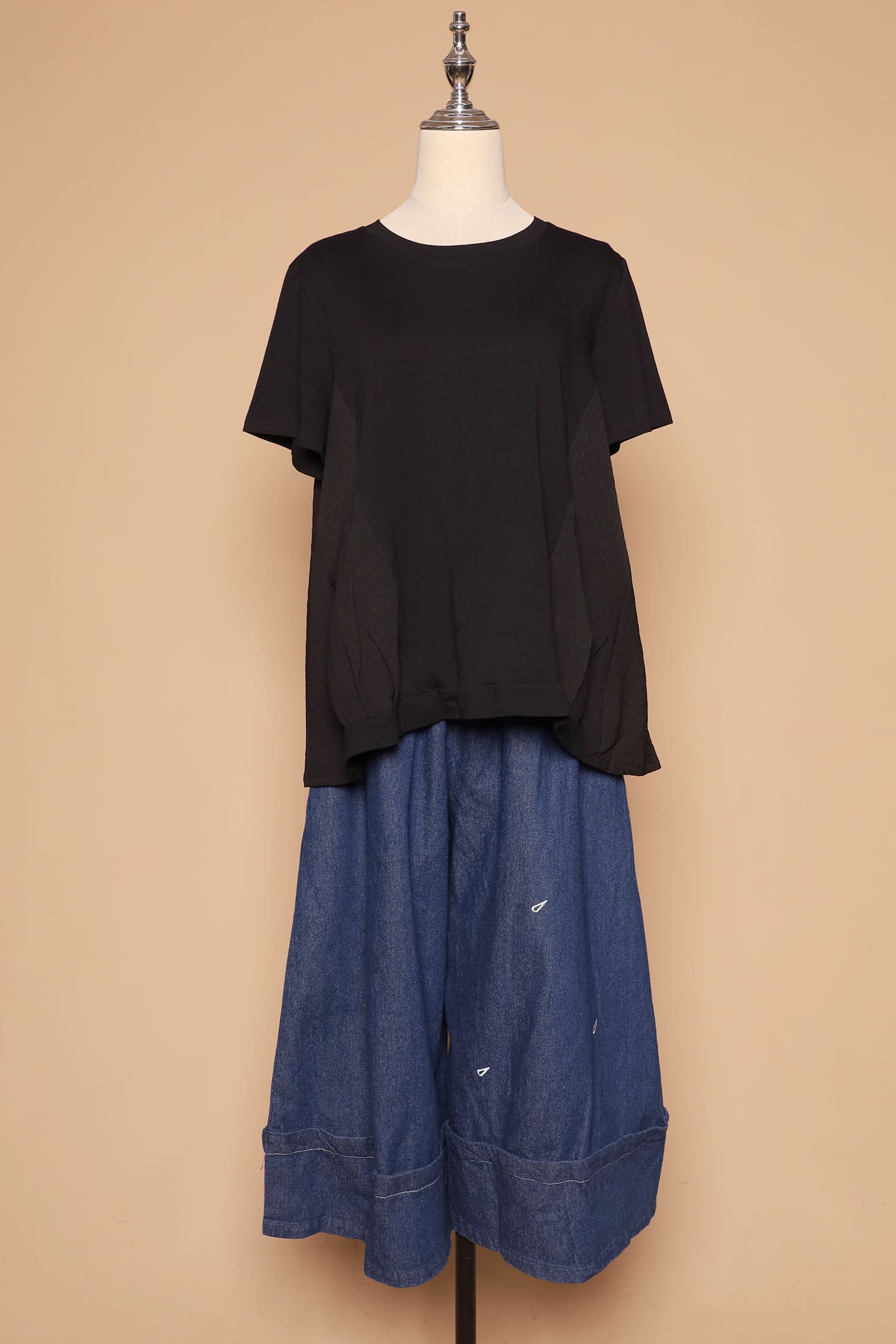 PO - Brion Pocket Top in Black
