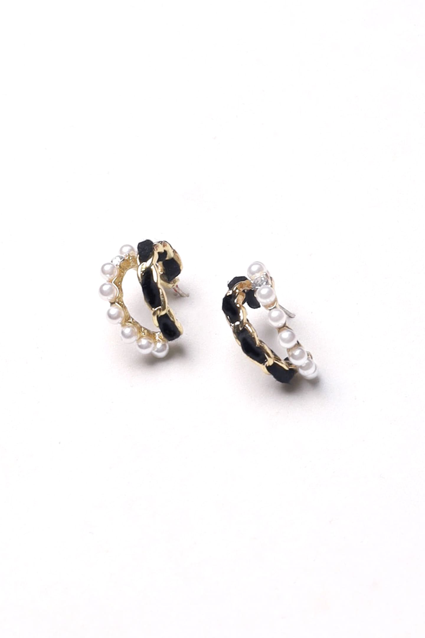 Double Loop Earrings in Pearl