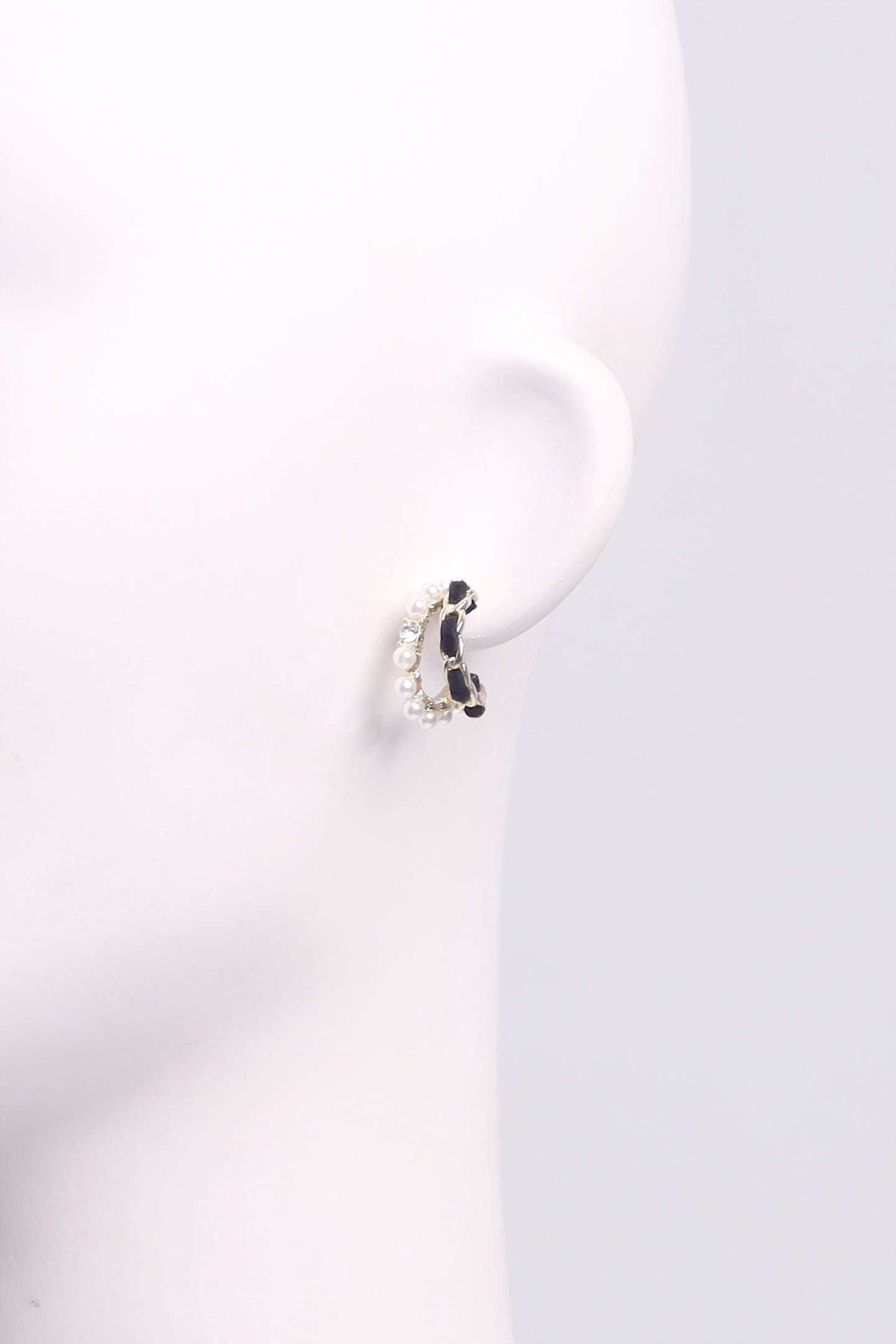 Double Loop Earrings in Pearl