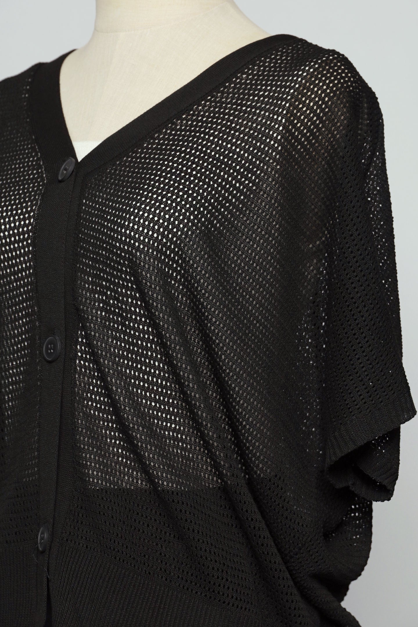 PO - Qiana Cardigan in Black