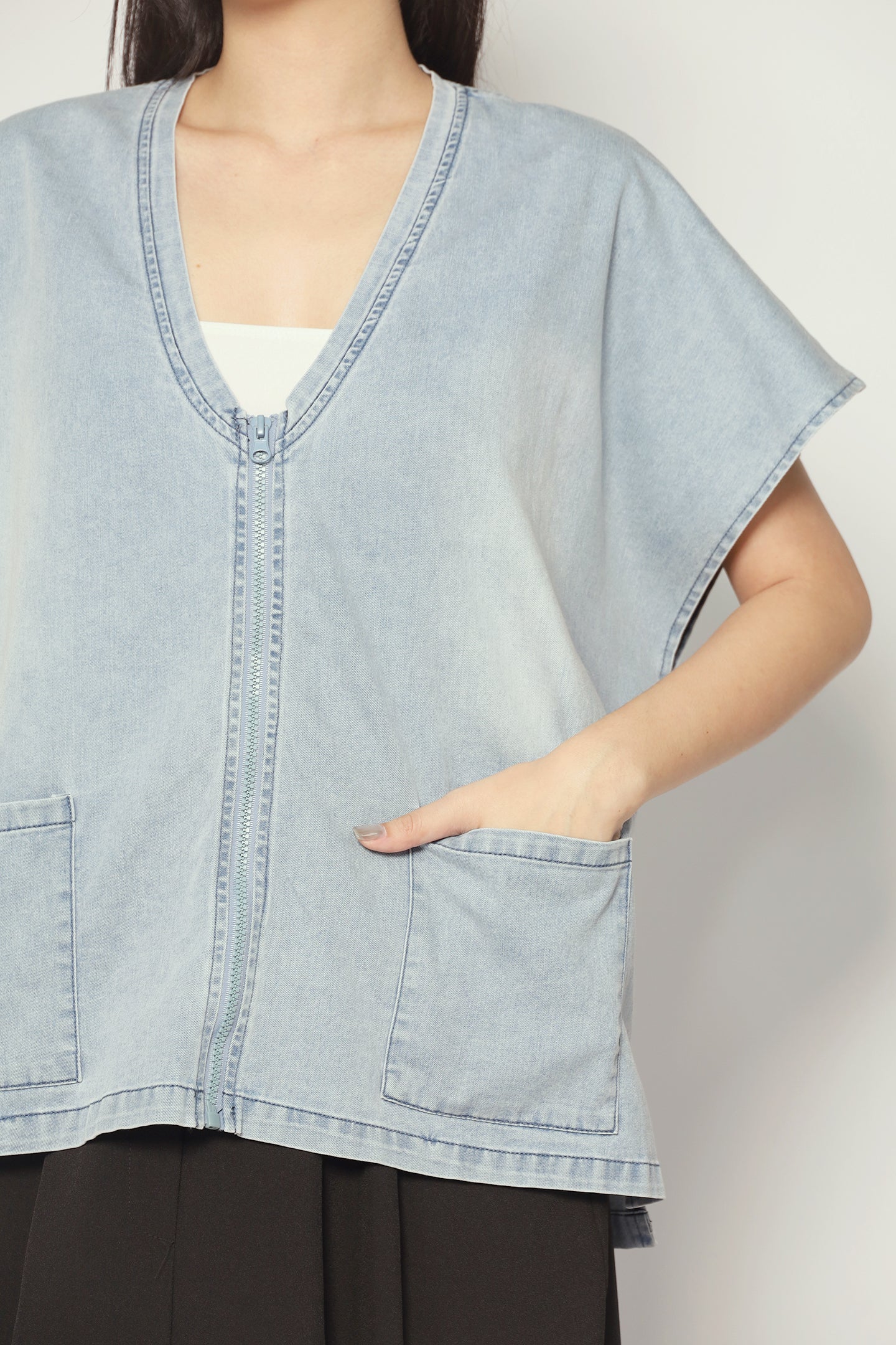 Backorders Ryanne Zipper Jacket in Light Denim
