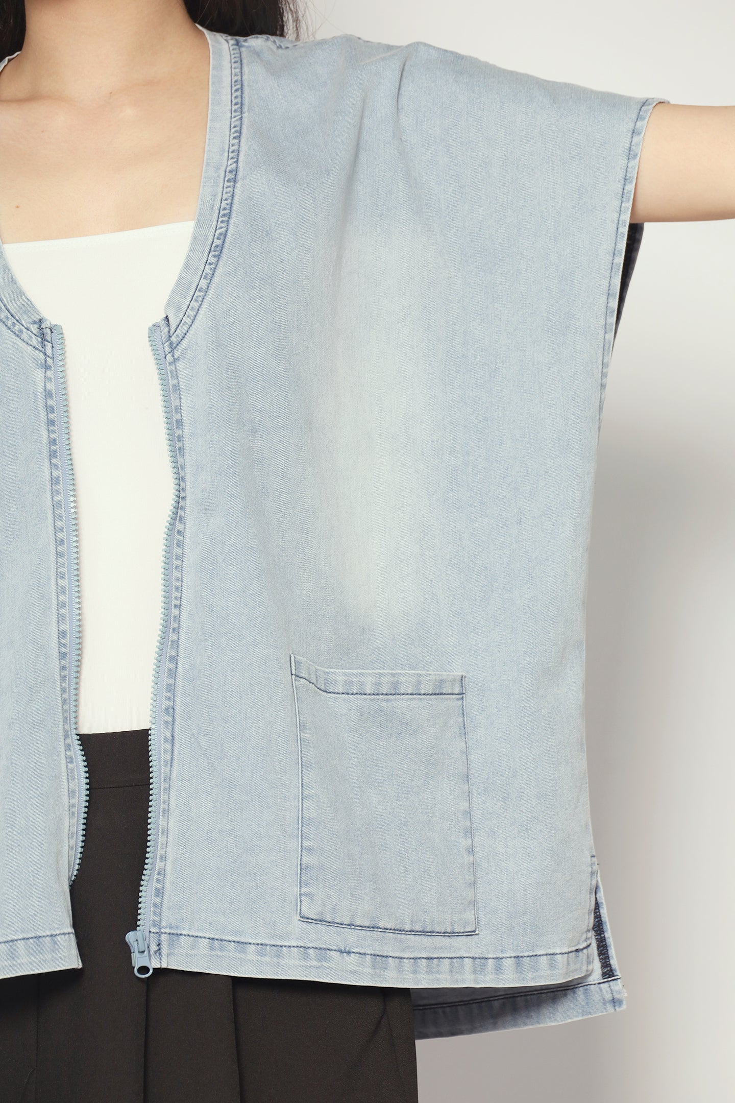 Backorders Ryanne Zipper Jacket in Light Denim