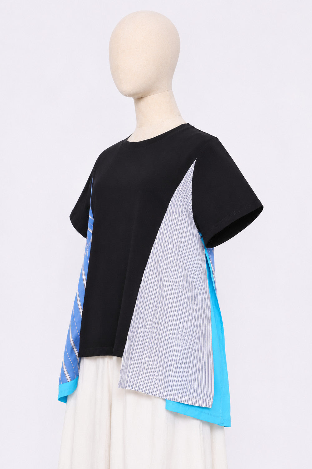 PO - Saki Pinstripes Top in Black