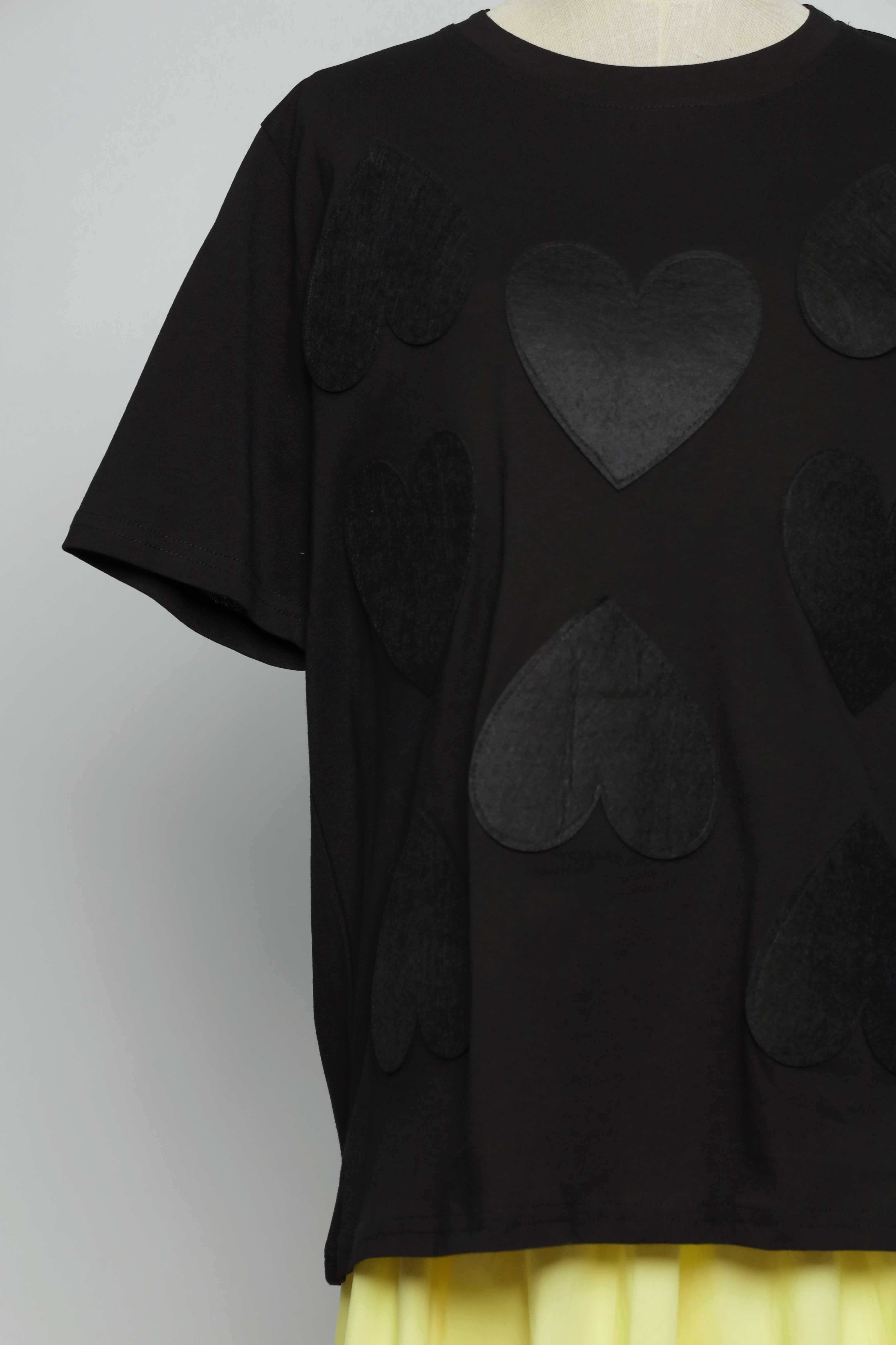 PO - Saranghae Hearts Top in Black