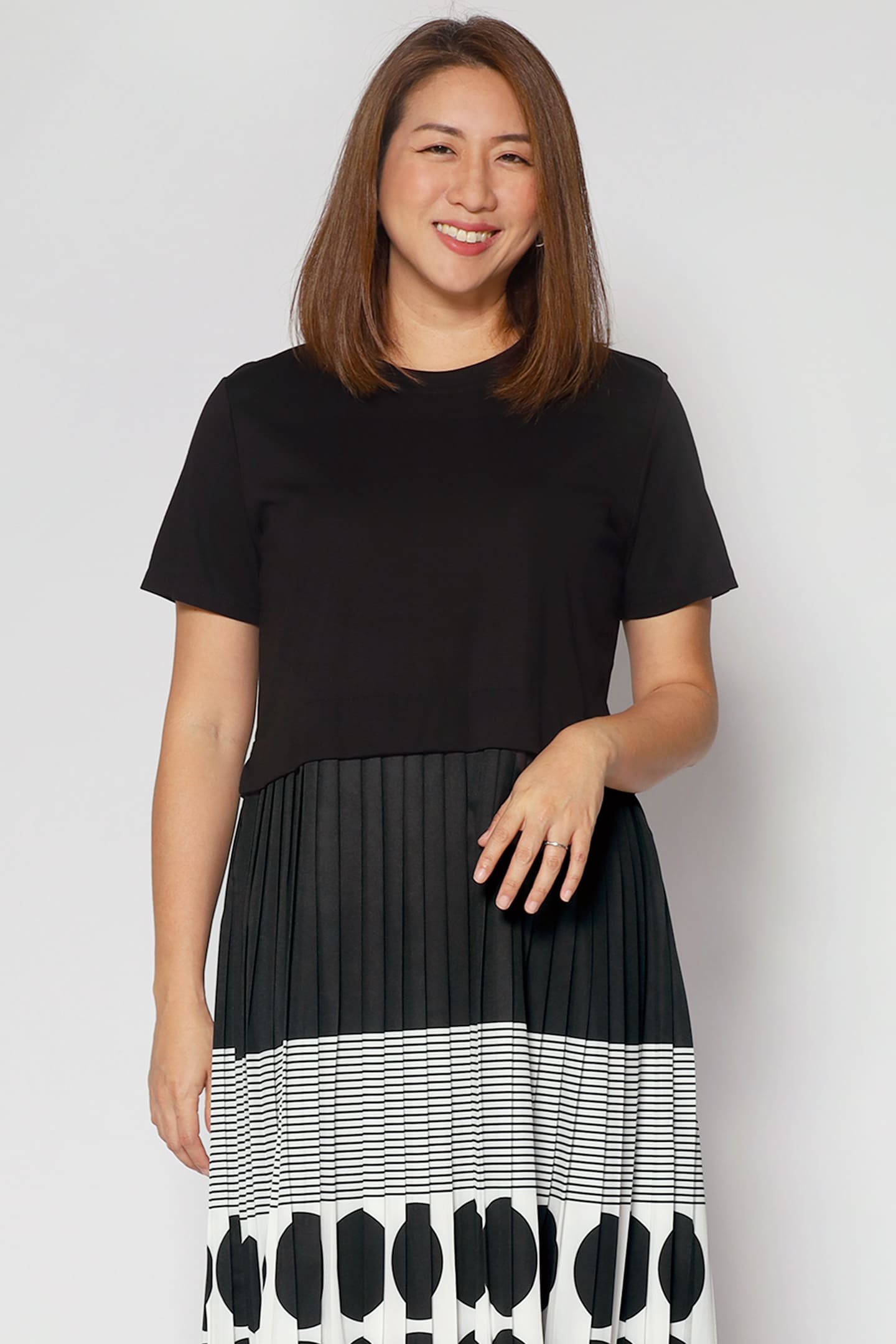 Sherrie Pleated Dress in Black