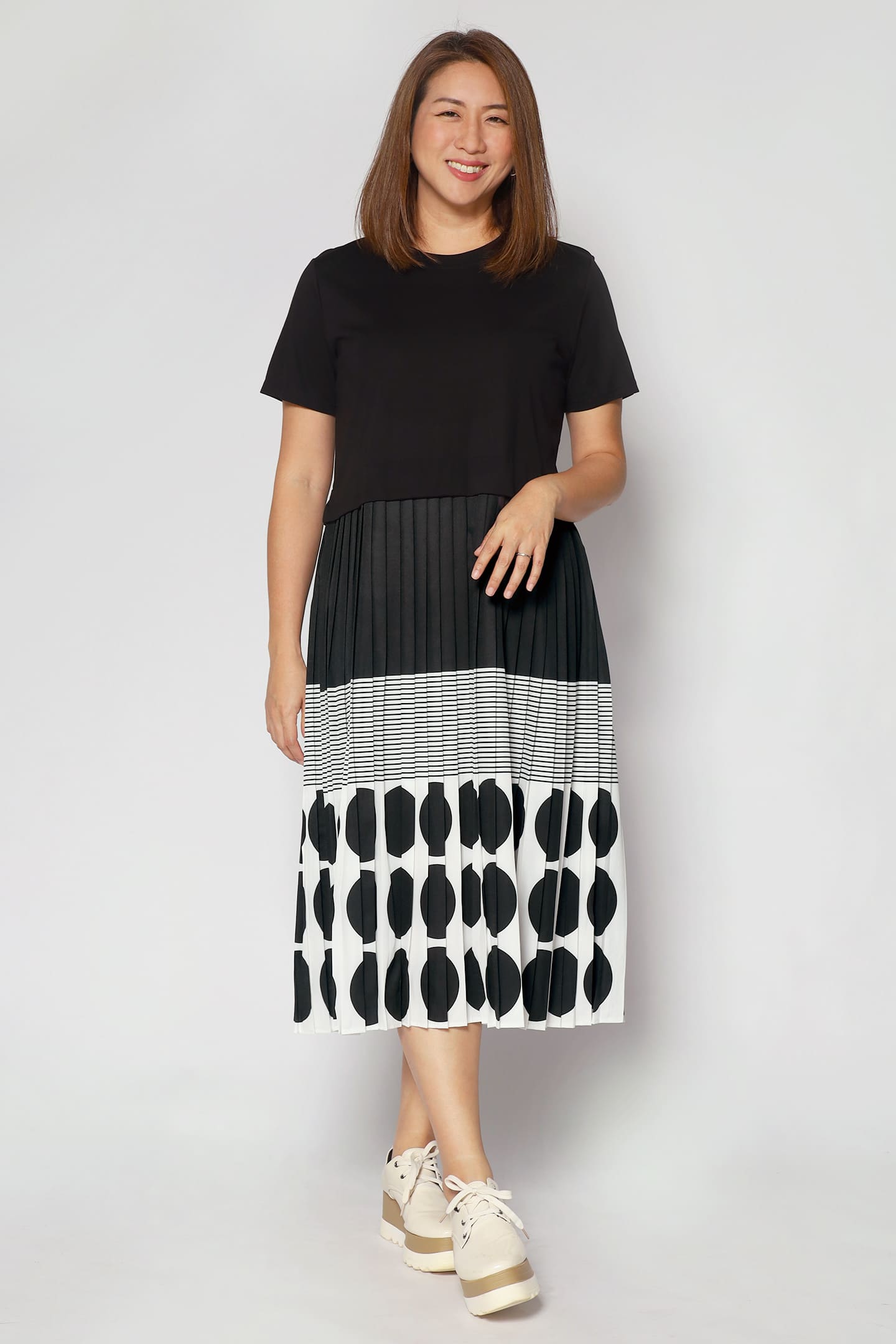 Sherrie Pleated Dress in Black