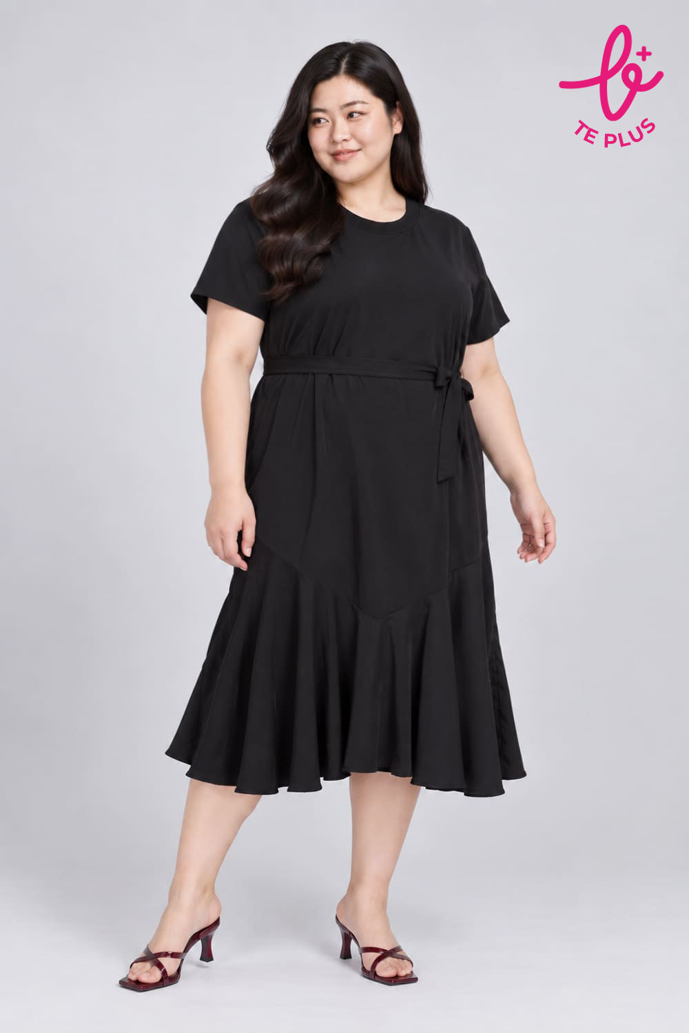 TE+ : Gisele Dress in Black