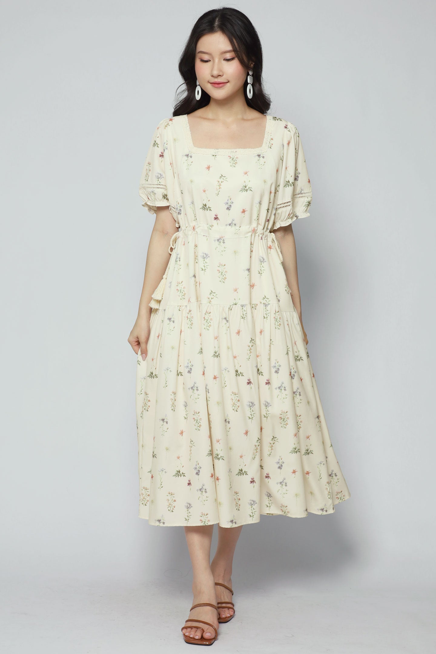 Victoria Dress in Floral Field