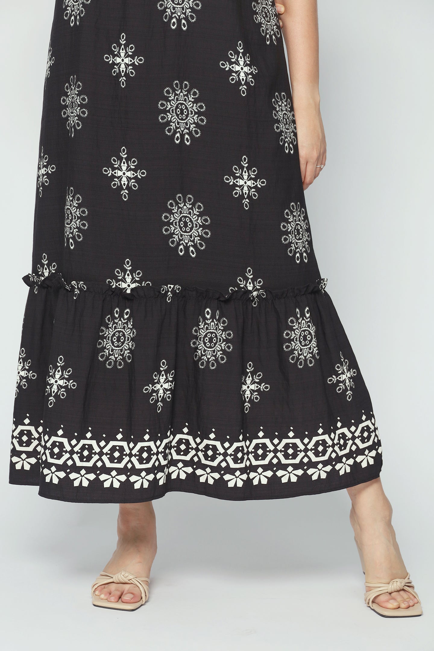 Wenya Dress in Black