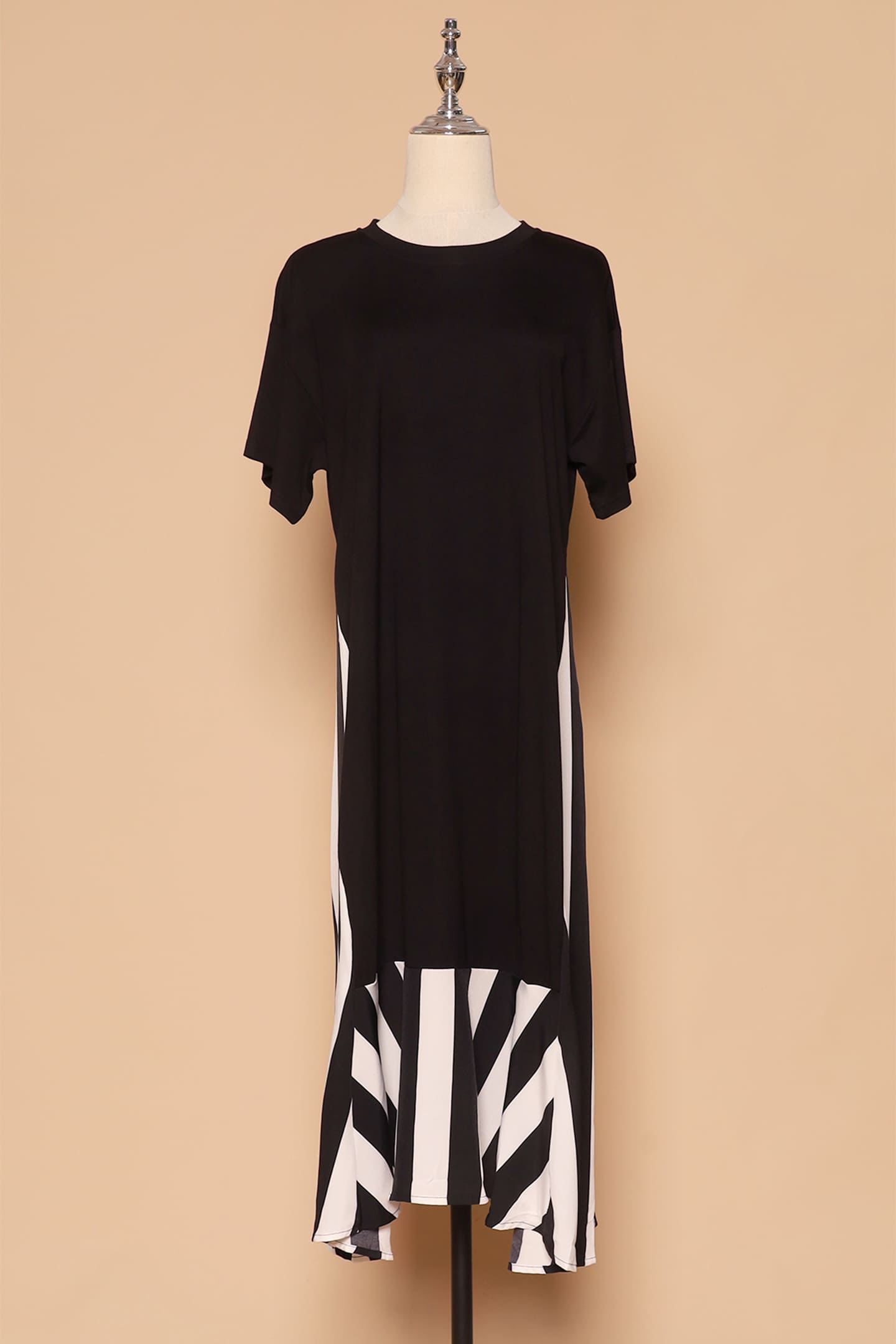 PO - Wendy Stripes Dress in Black