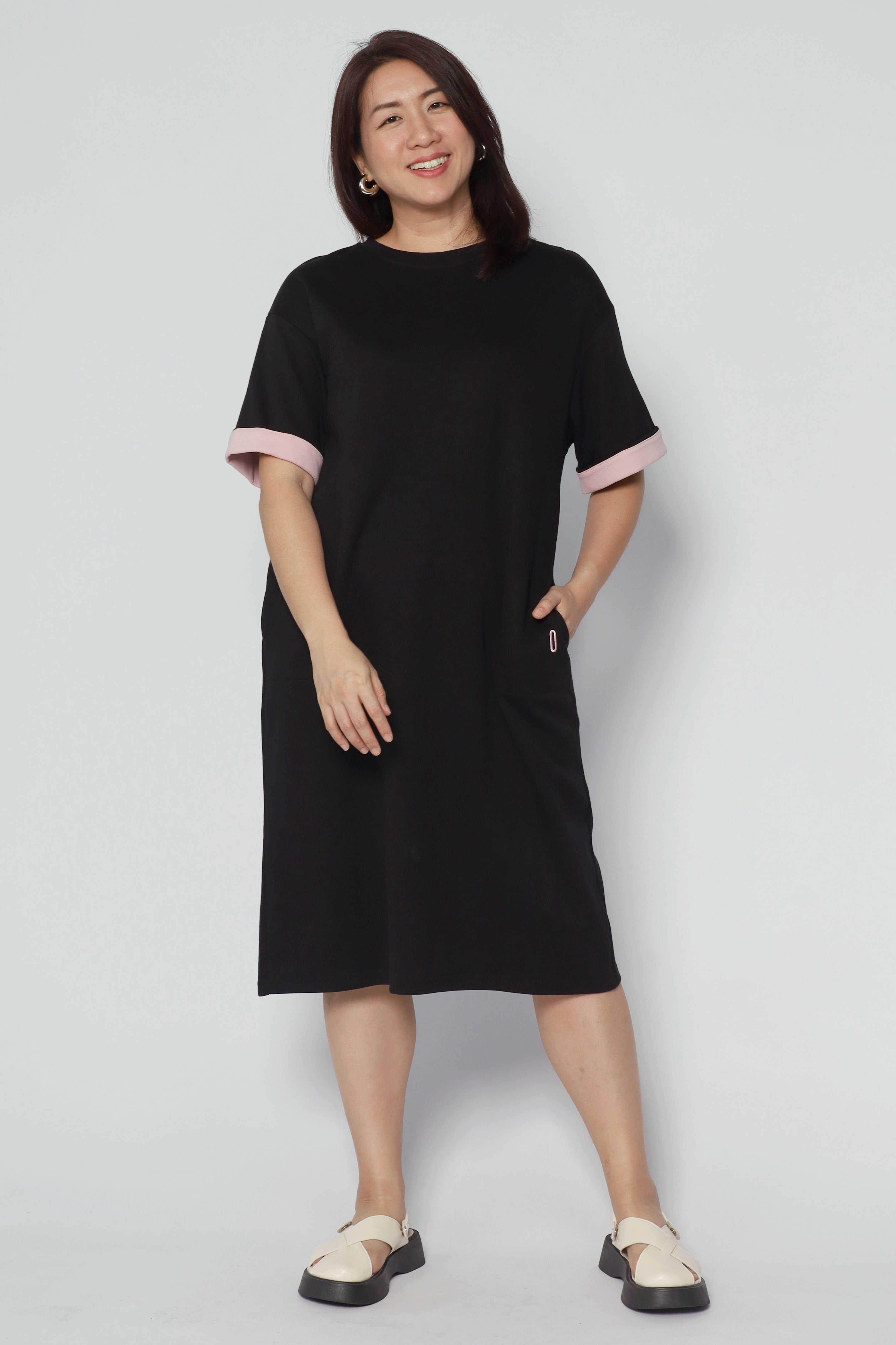 Backorder Zaria Contrast Sleeves Dress