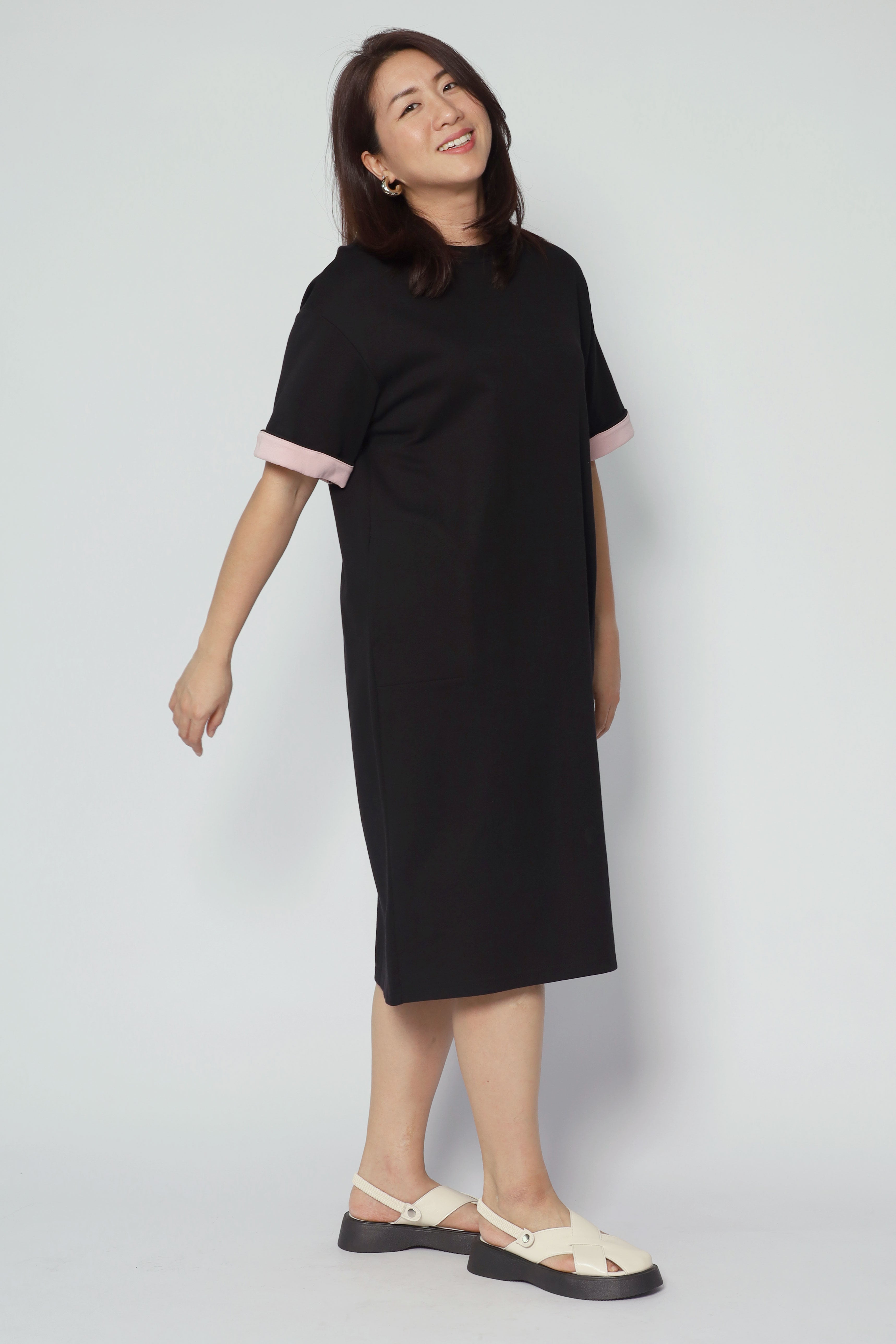 Backorder Zaria Contrast Sleeves Dress