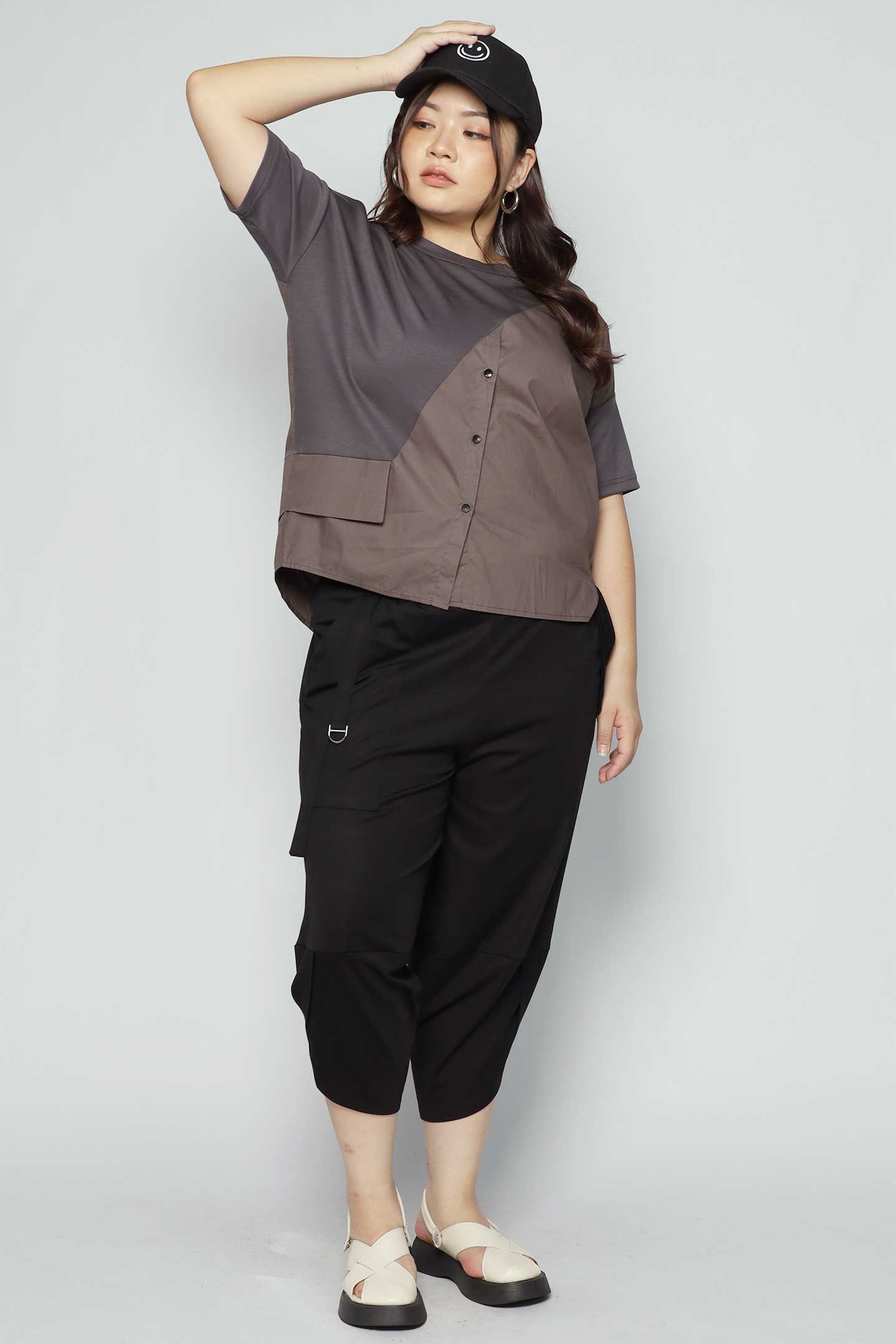 Aeris Pants in Black