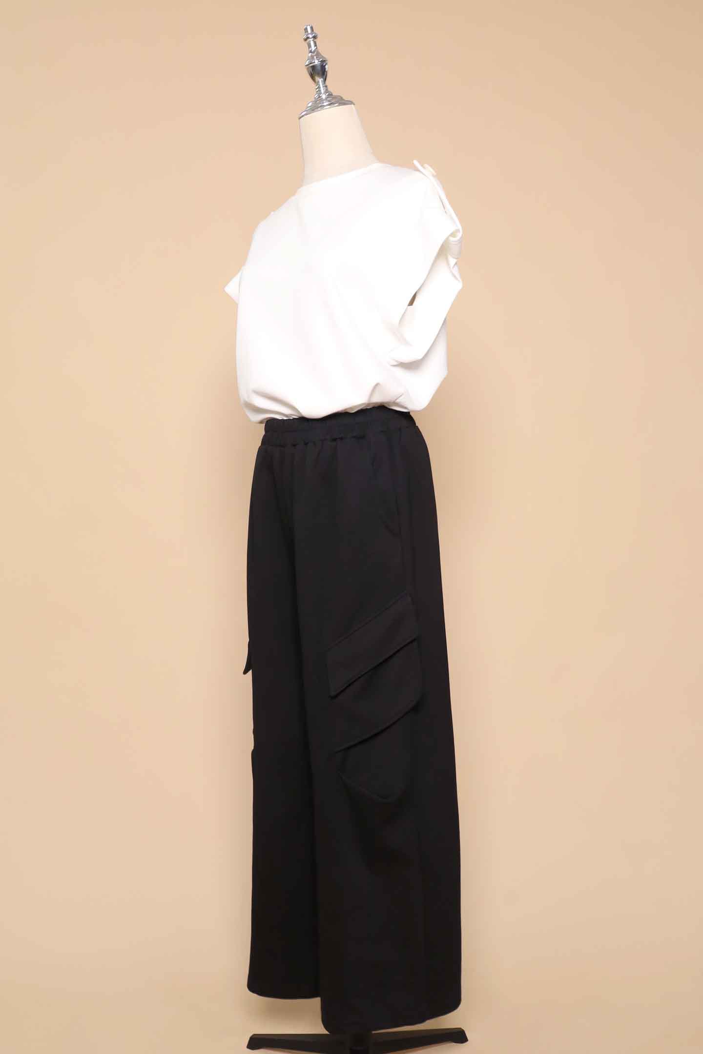 PO - Aero Cargo Pants in Black