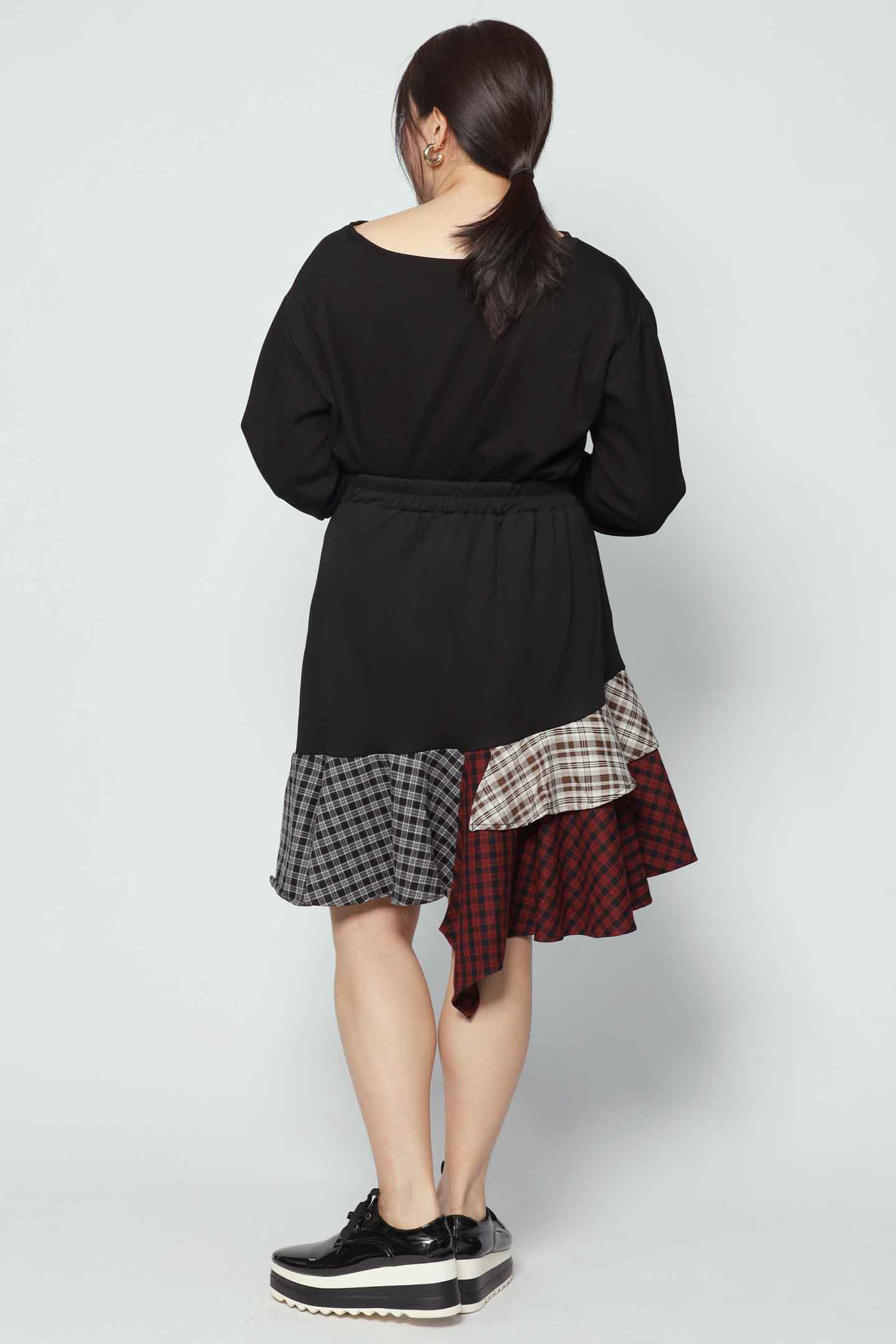 Aira Skirt in Checks