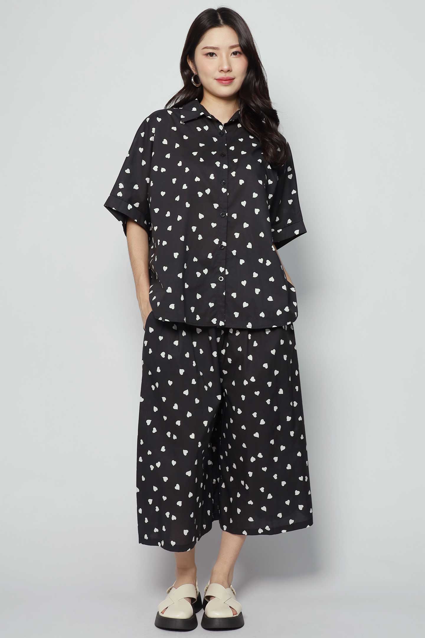 Aishiteru Hearts Printed Pants