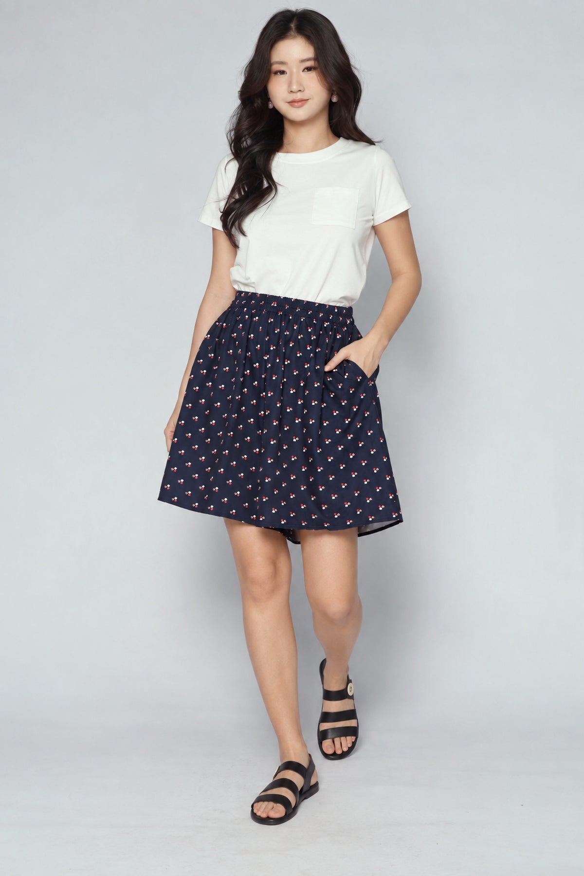 Ari Shorts in Trio Heart