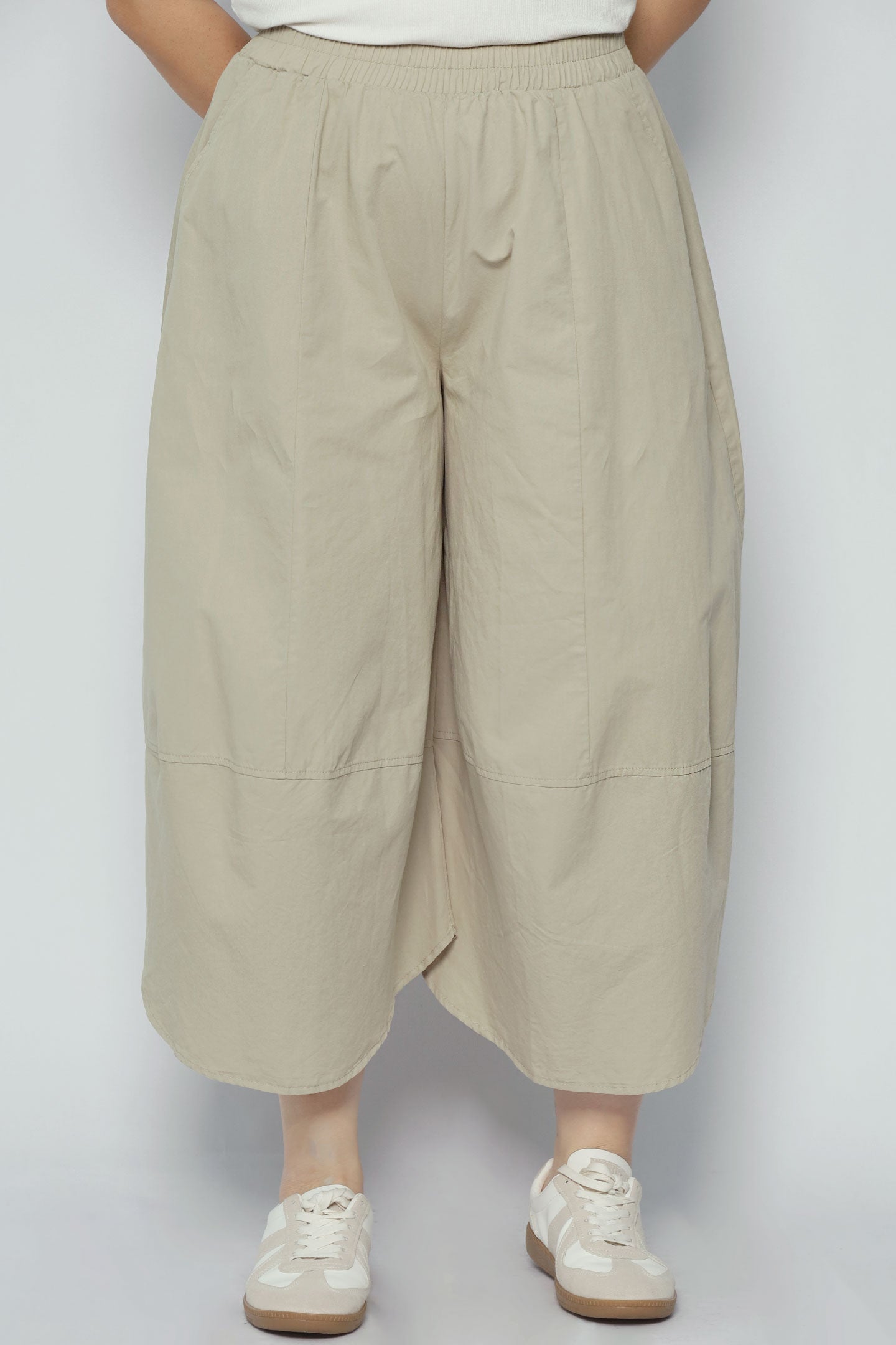 Ash Pants in Khaki