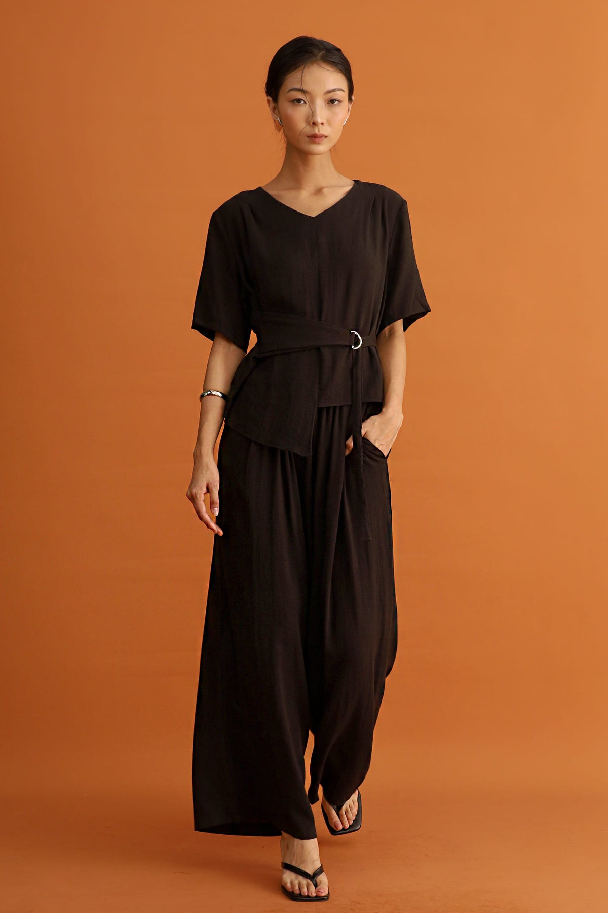 CHOSEN - Assun 2 in 1 Top and Pants Set