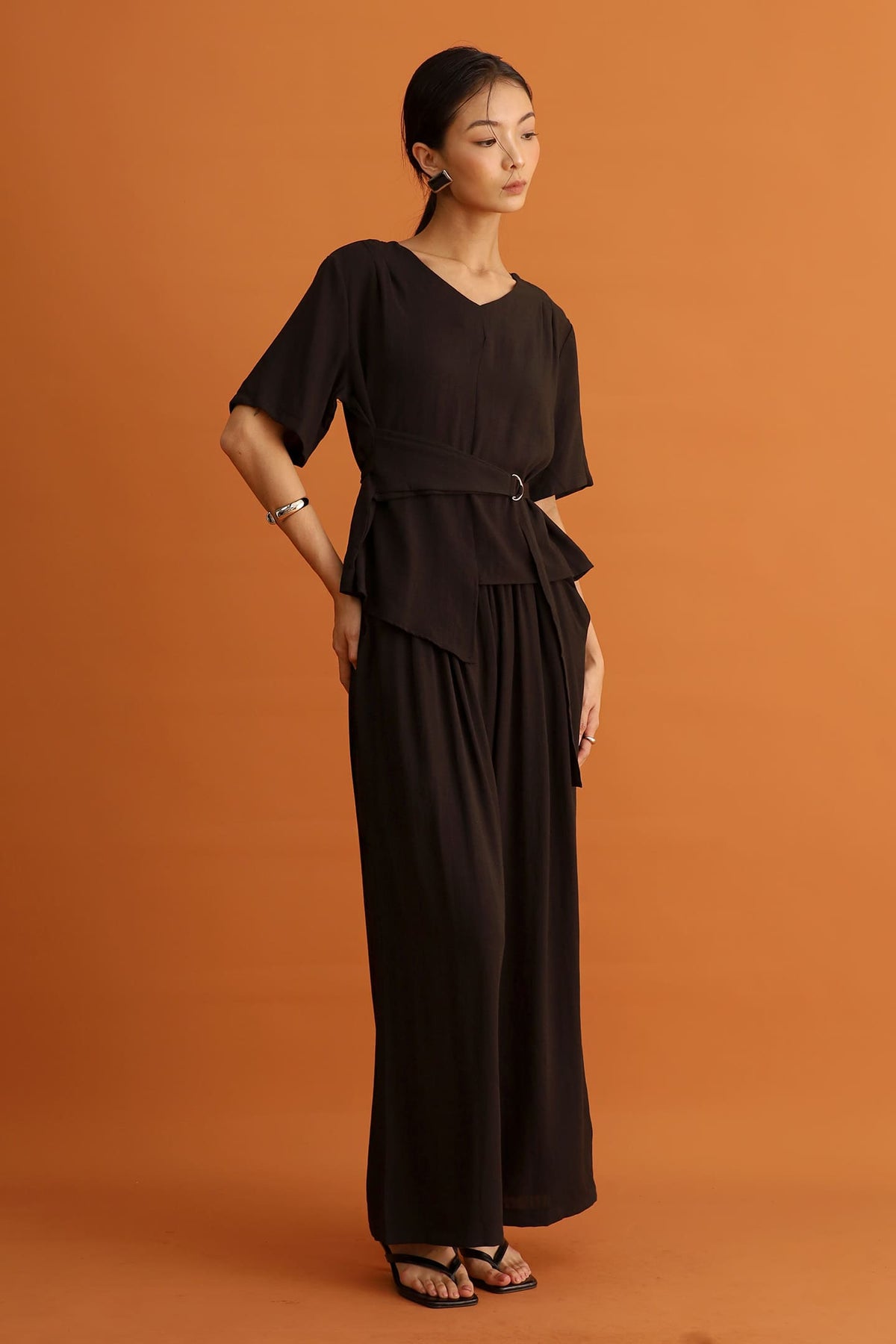 CHOSEN - Assun 2 in 1 Top and Pants Set